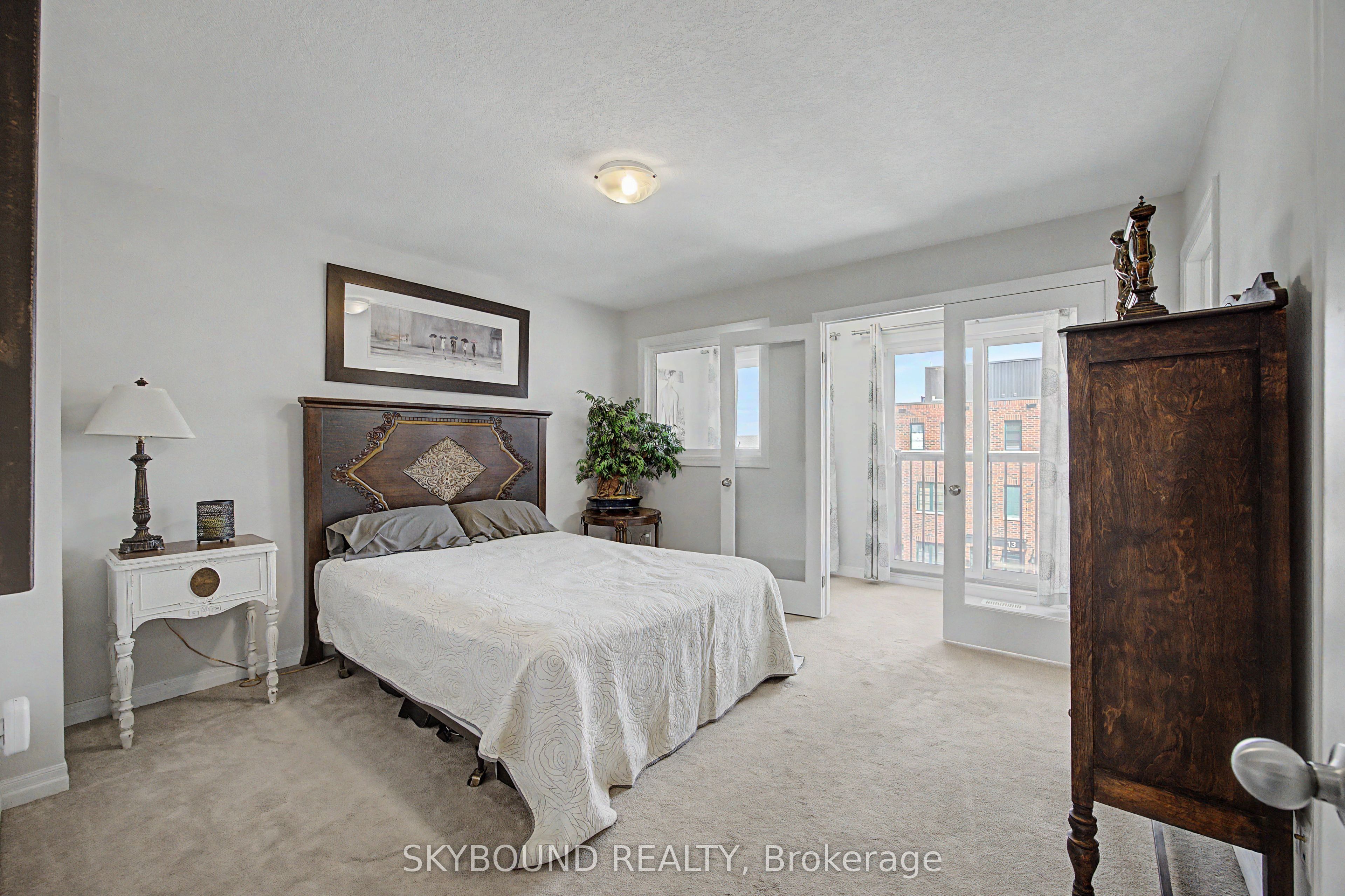290 Barton Street W 3 Property Photo 11