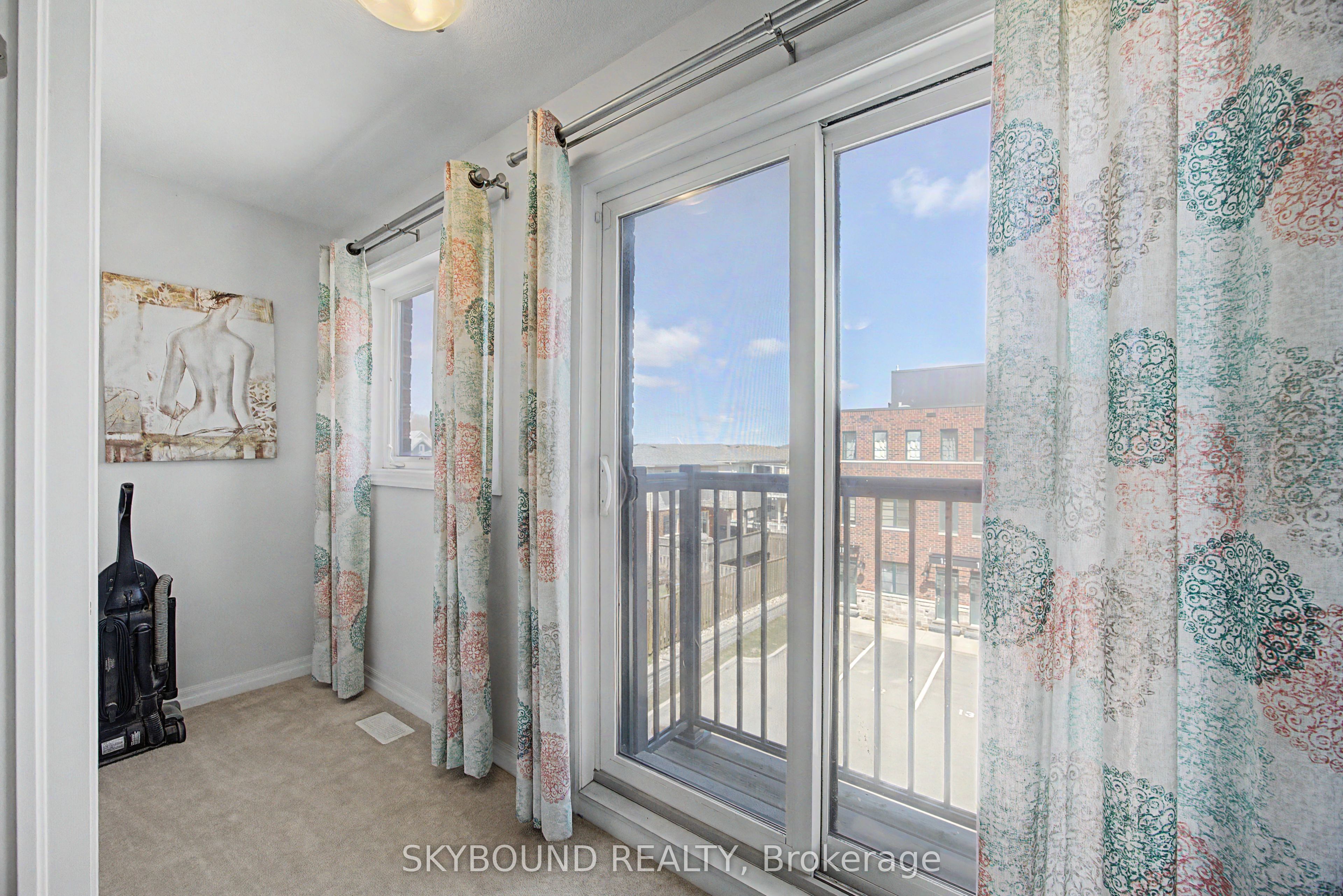 290 Barton Street W 3 Property Photo 14