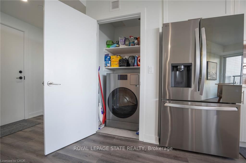 600 North Service Road 418 Property Photo 14