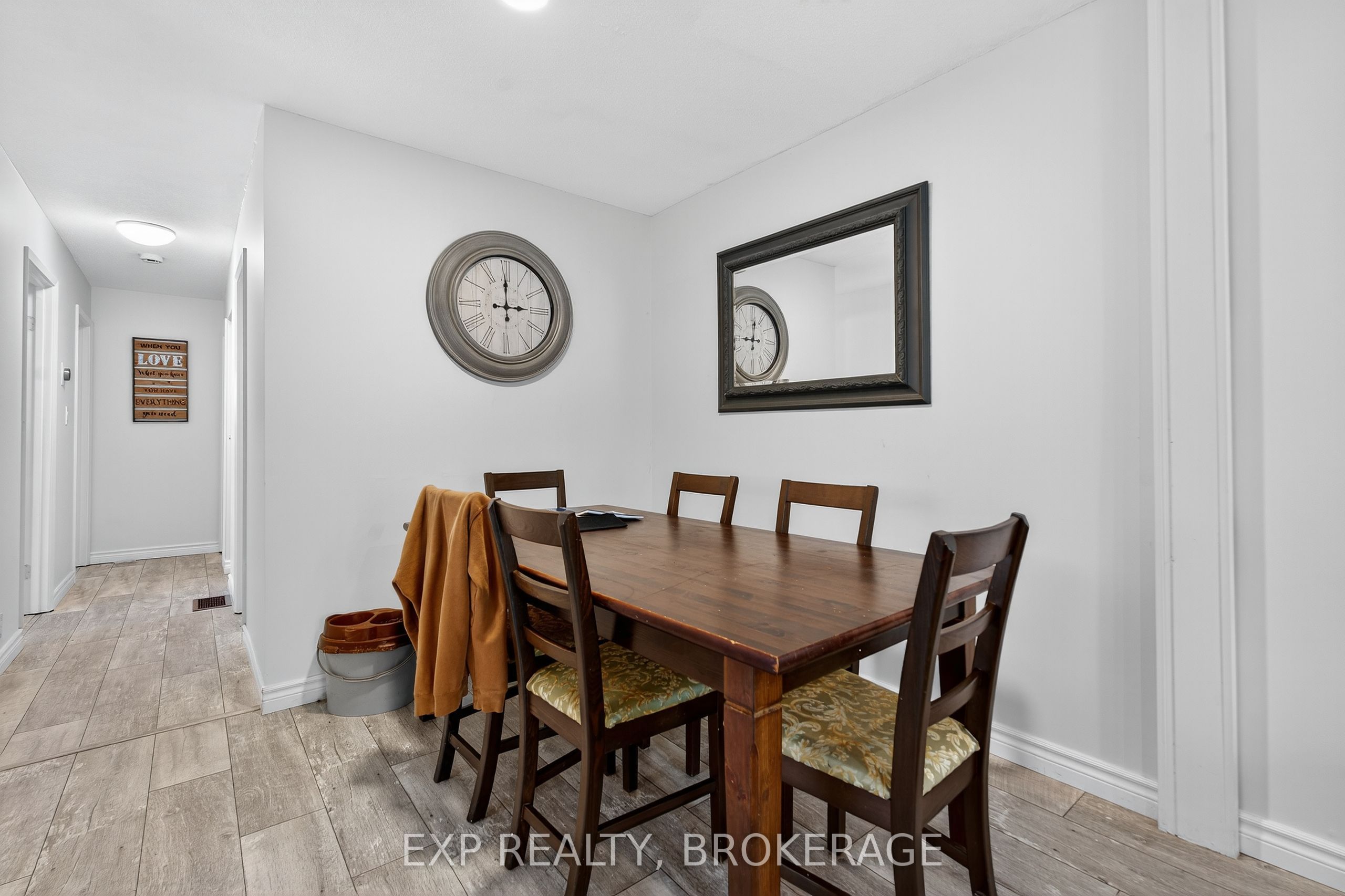 753 Ridley Drive Property Photo 6