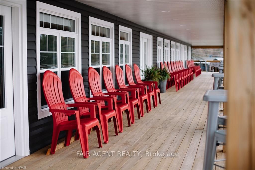 48 Wilson Lake Crescent Property Photo 10