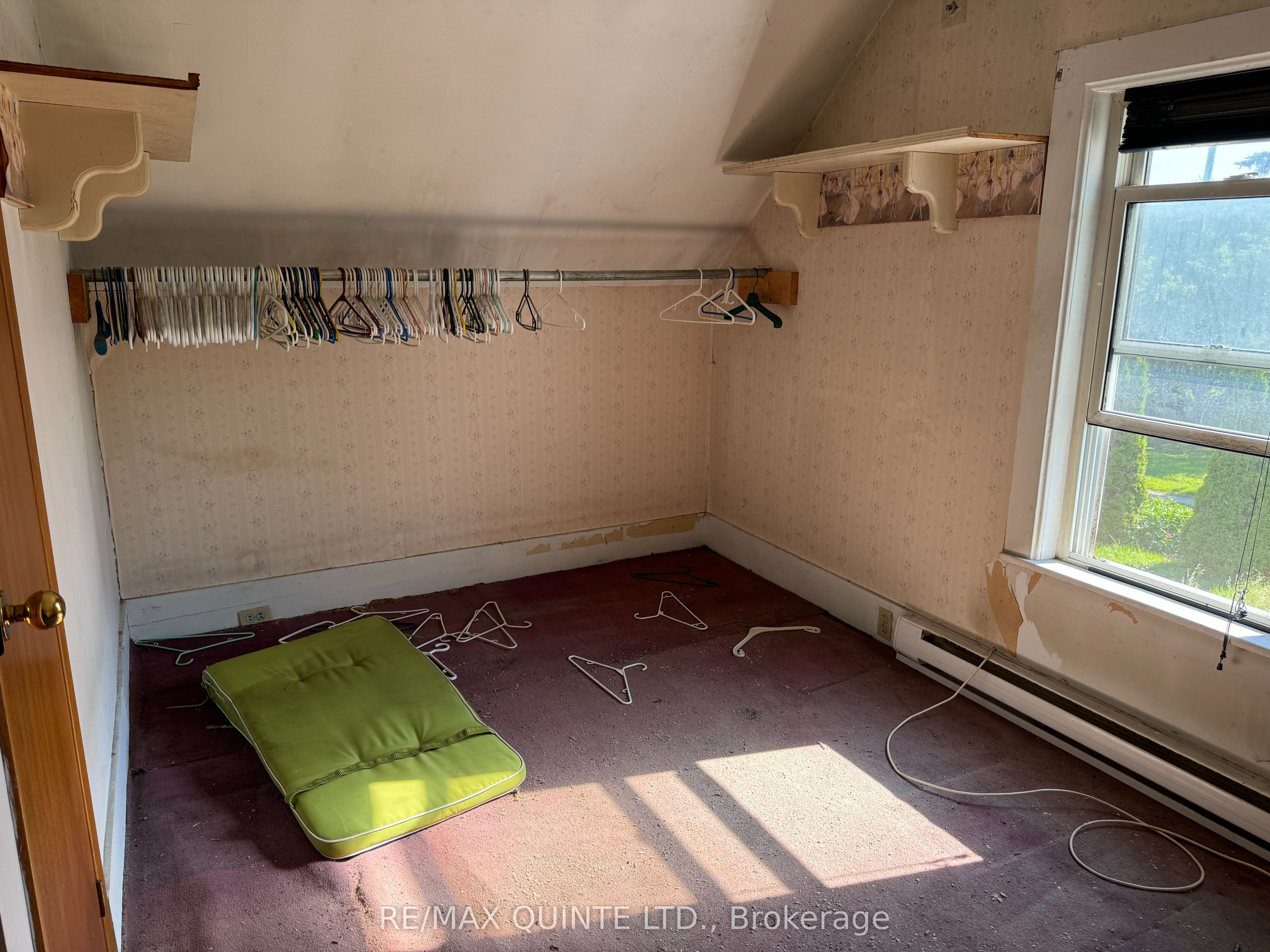 801 Old Highway 2 Property Photo 4