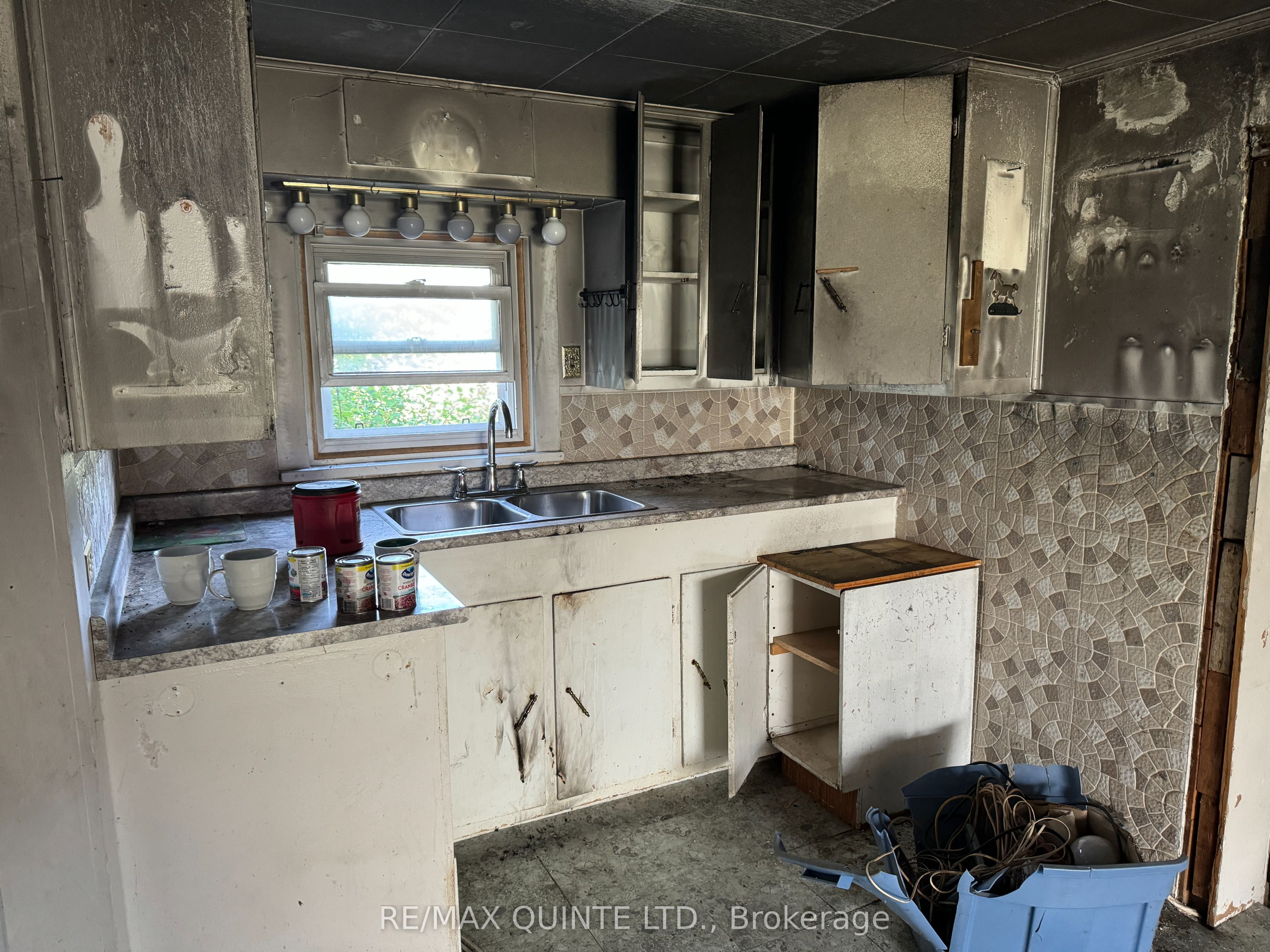 801 Old Highway 2 Property Photo 17
