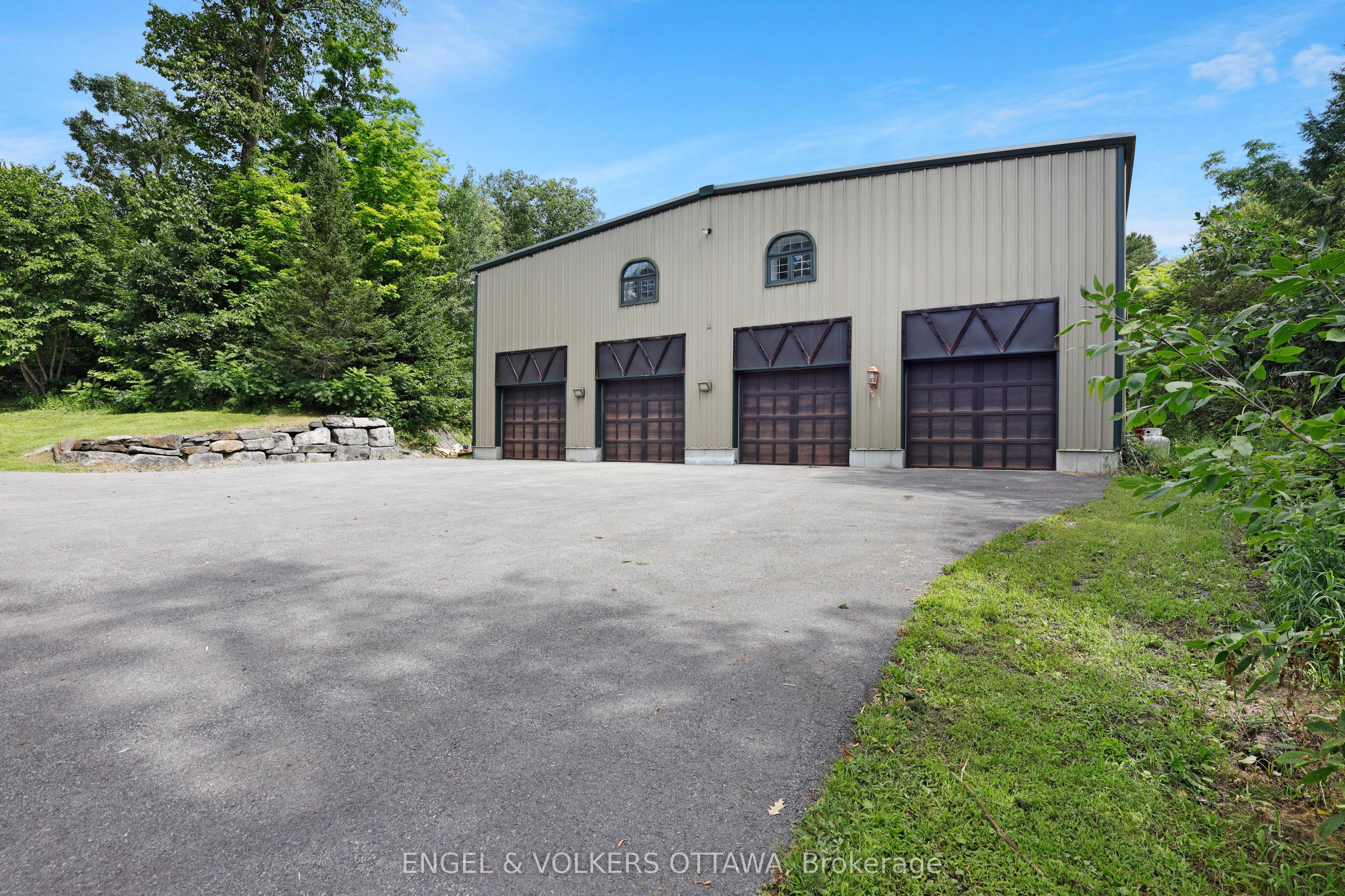 2892 Presquile Road Property Photo 5