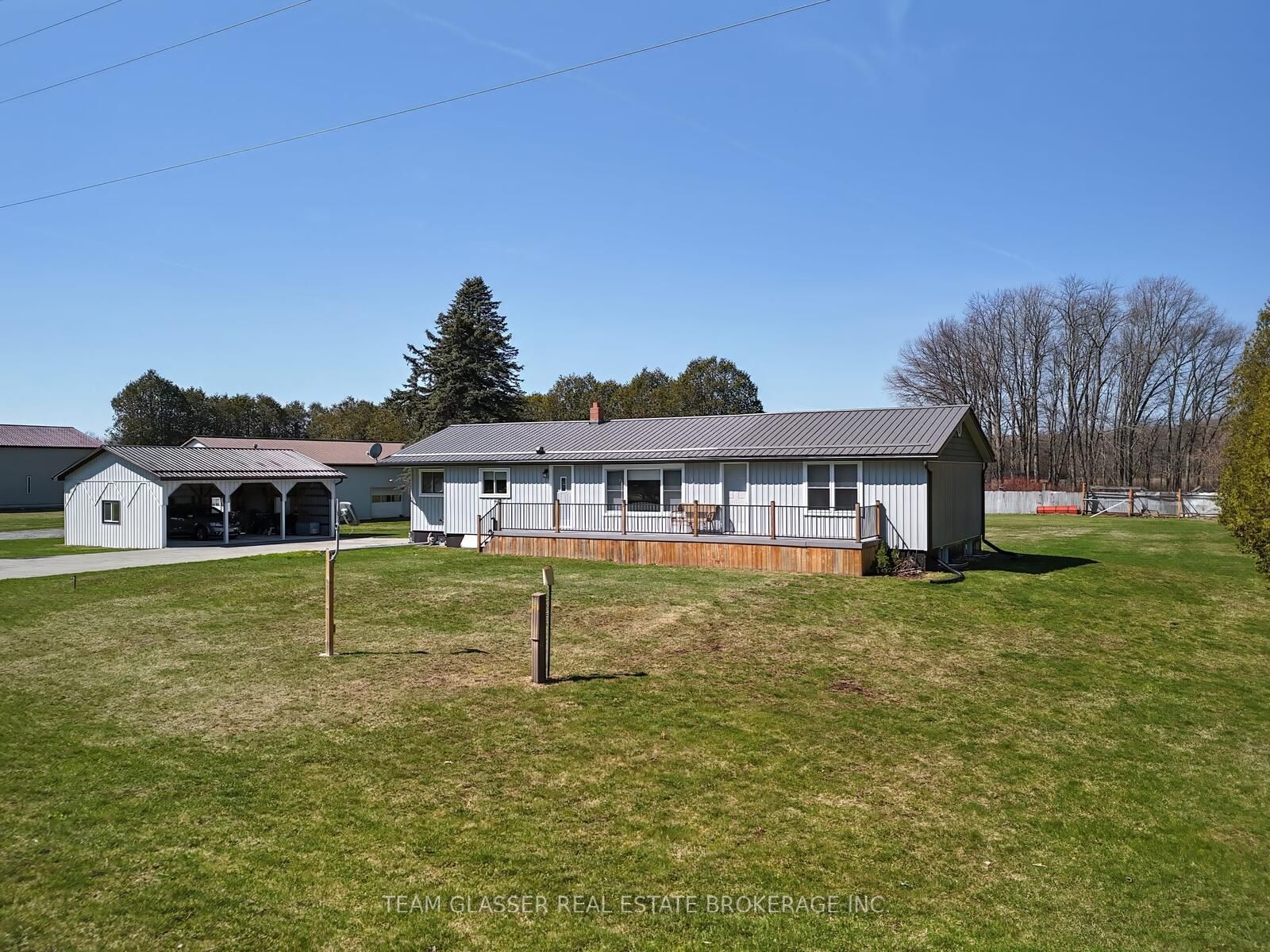 985 Norfolk County 28 Road Property Photo 3