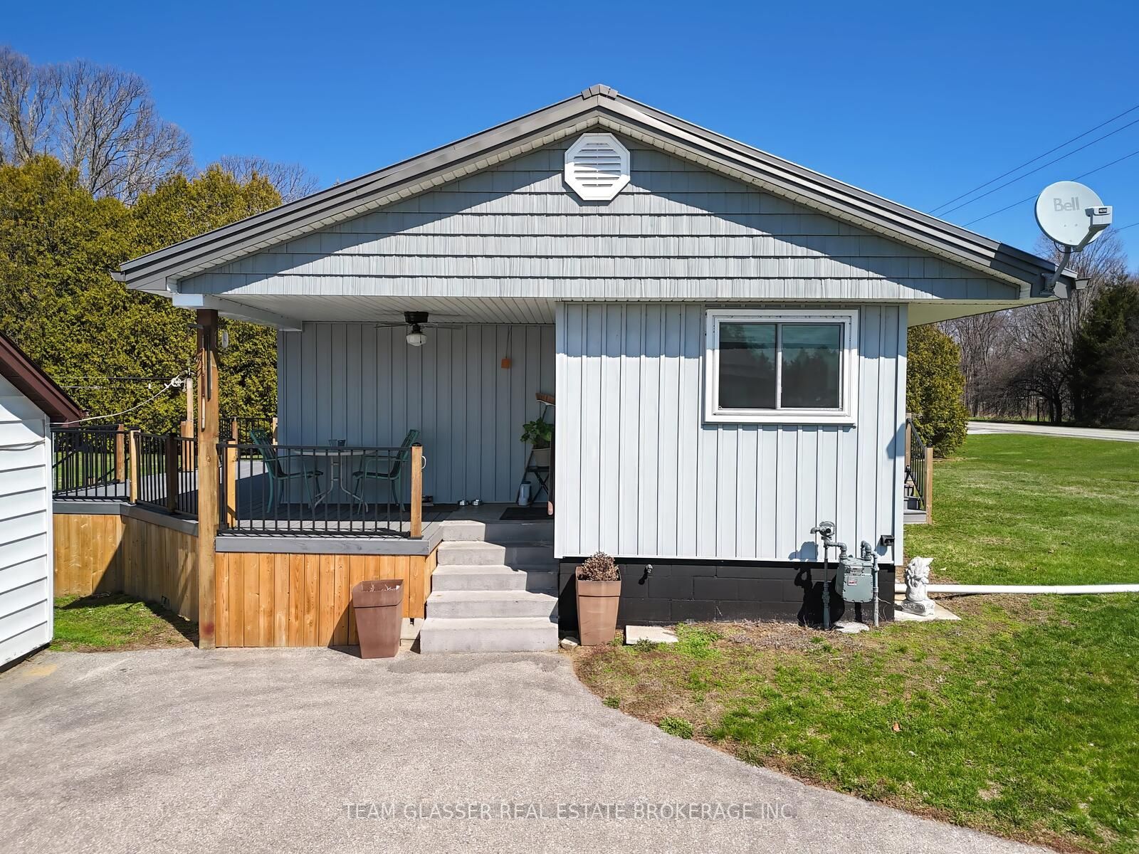 985 Norfolk County 28 Road Property Photo 5