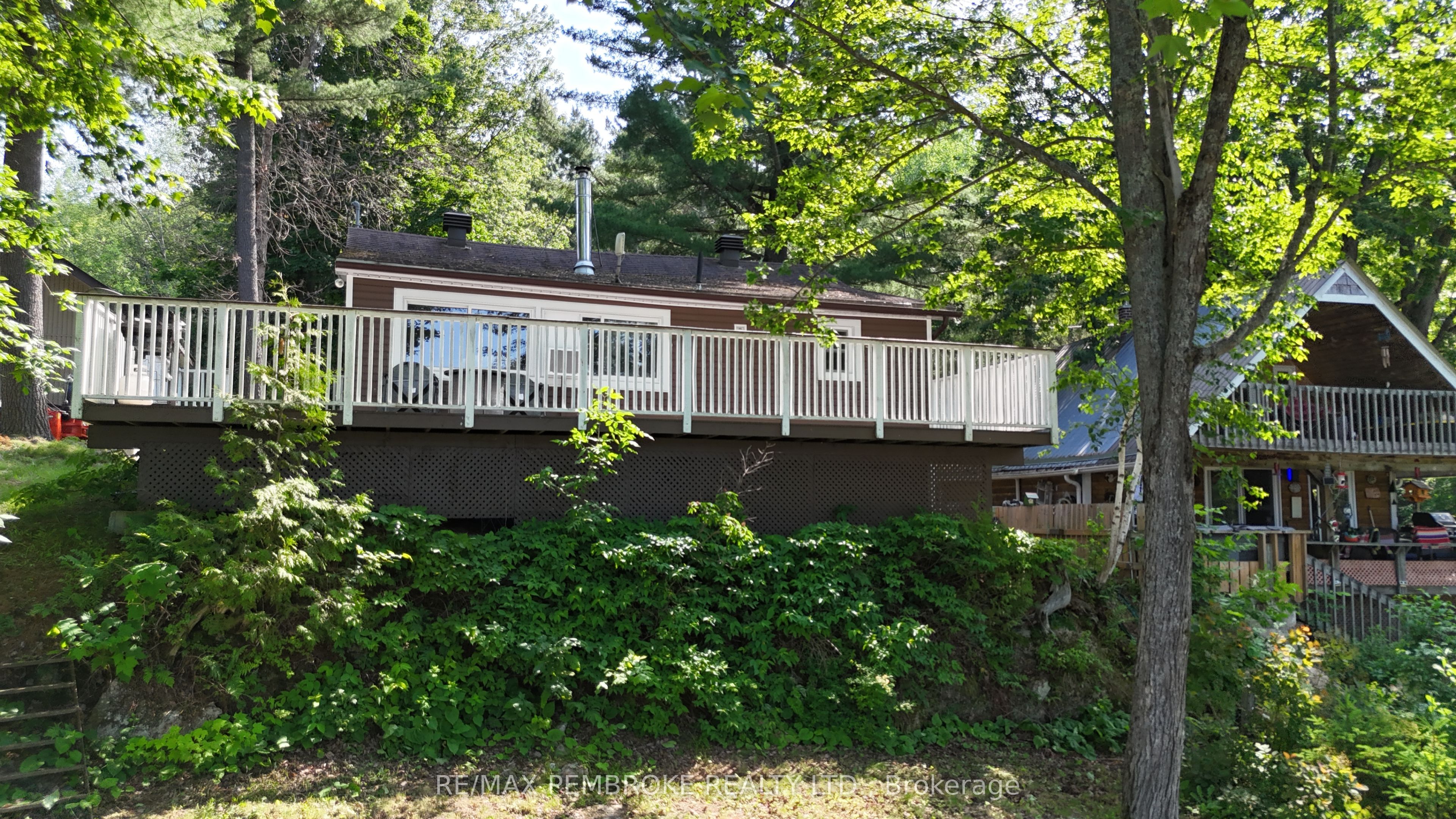 80 Macgregor Bay Trail Property Photo 2