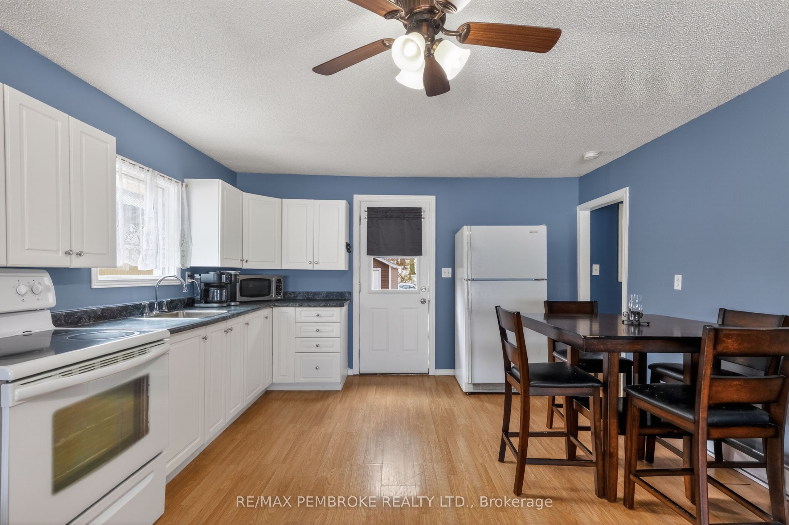 80 Macgregor Bay Trail Property Photo 34