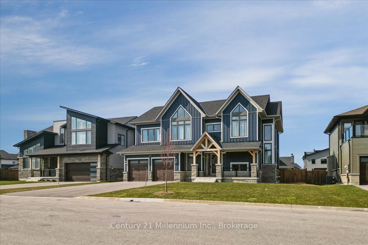 161 Springside Crescent Property Photo 2