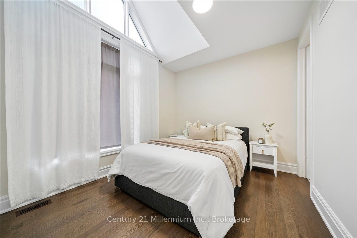 161 Springside Crescent Property Photo 22