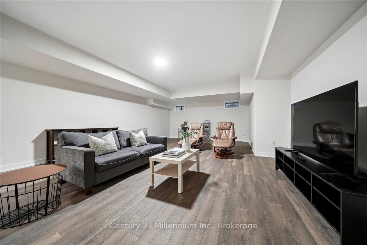 161 Springside Crescent Property Photo 36