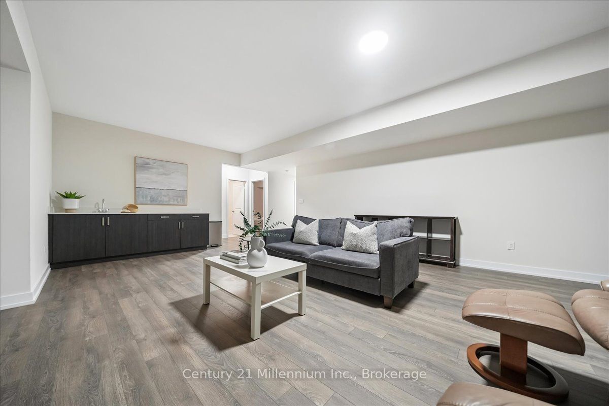 161 Springside Crescent Property Photo 37