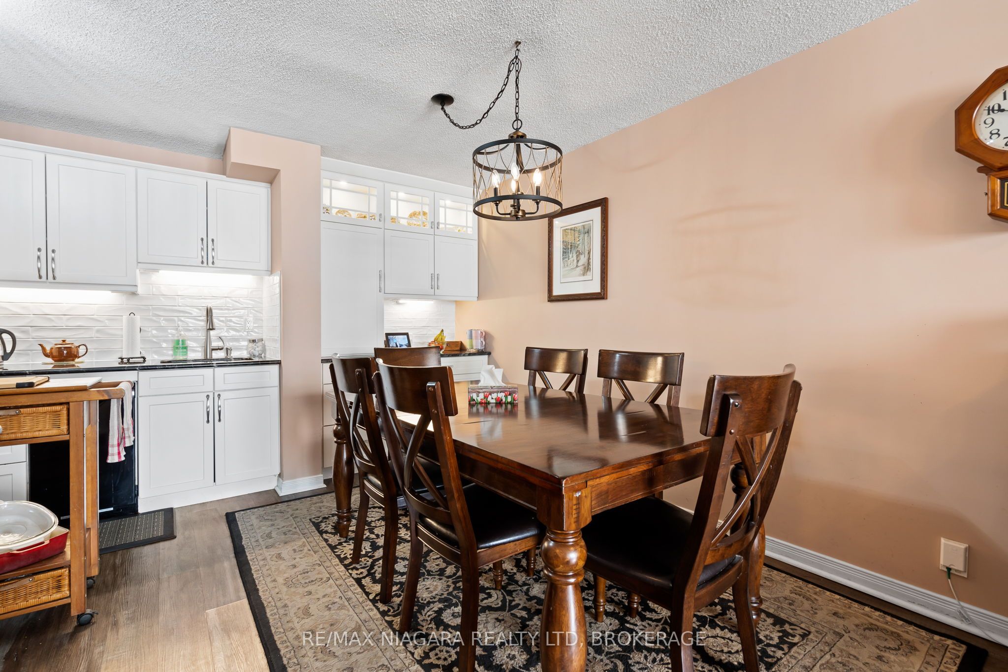 7 Gale Crescent B5 Property Photo 7