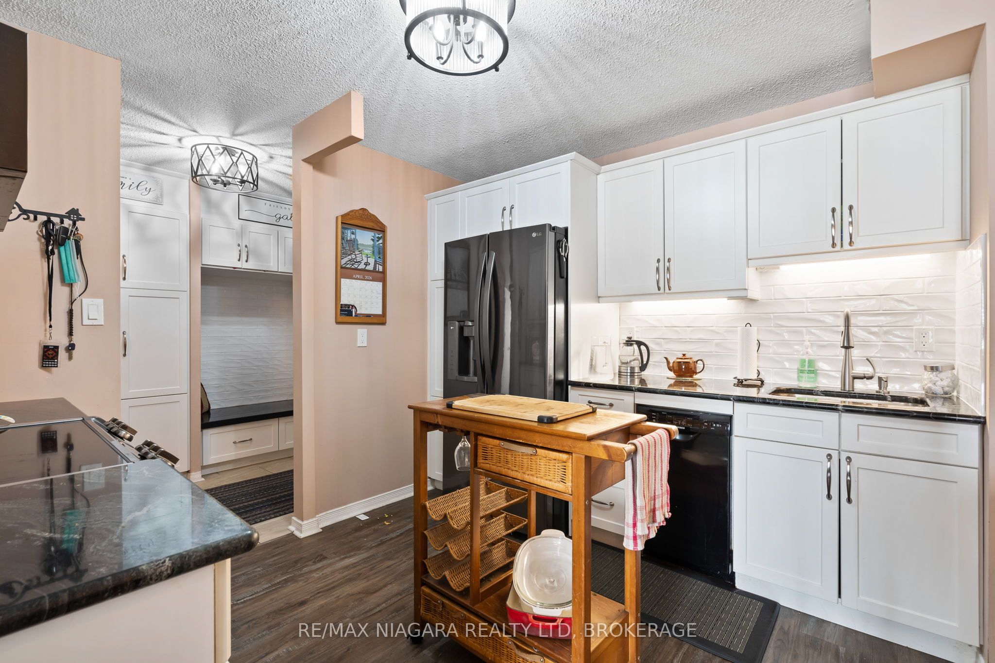 7 Gale Crescent B5 Property Photo 9