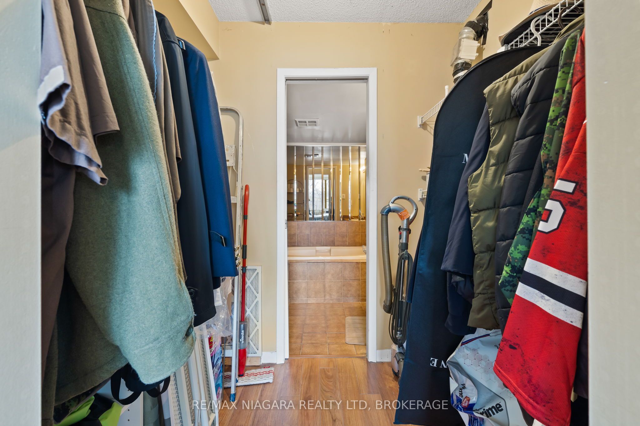 7 Gale Crescent B5 Property Photo 13