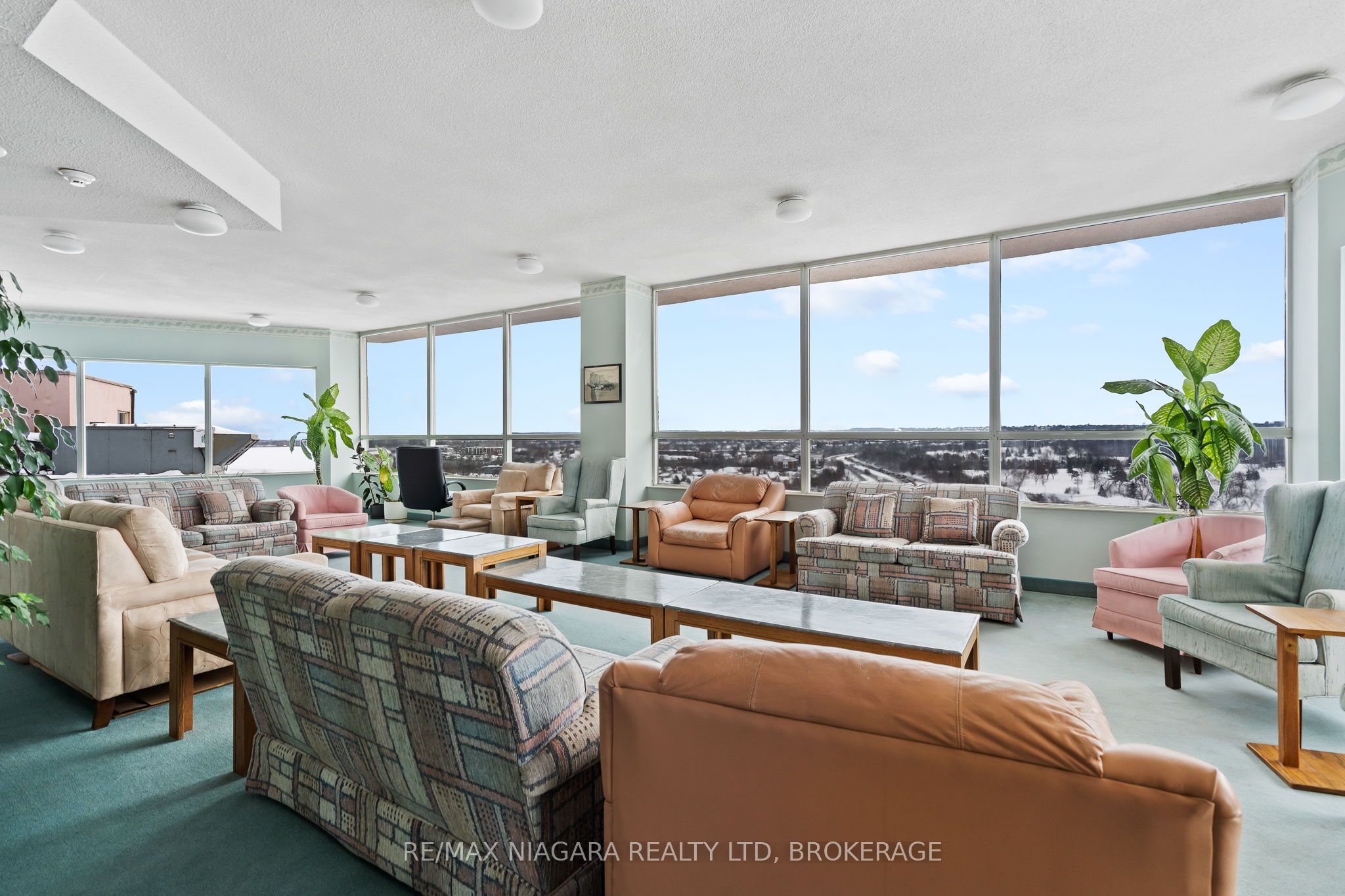 7 Gale Crescent B5 Property Photo 35