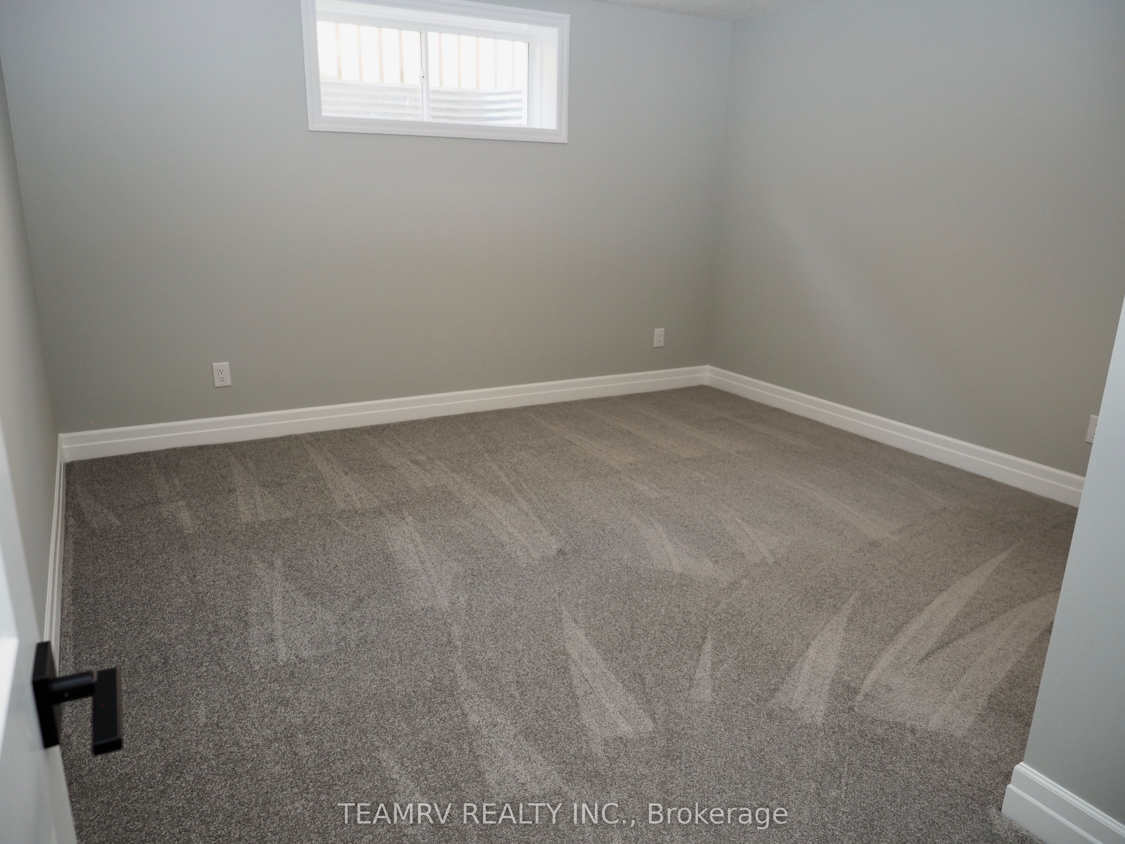 11 Sycamore Drive Property Photo 10