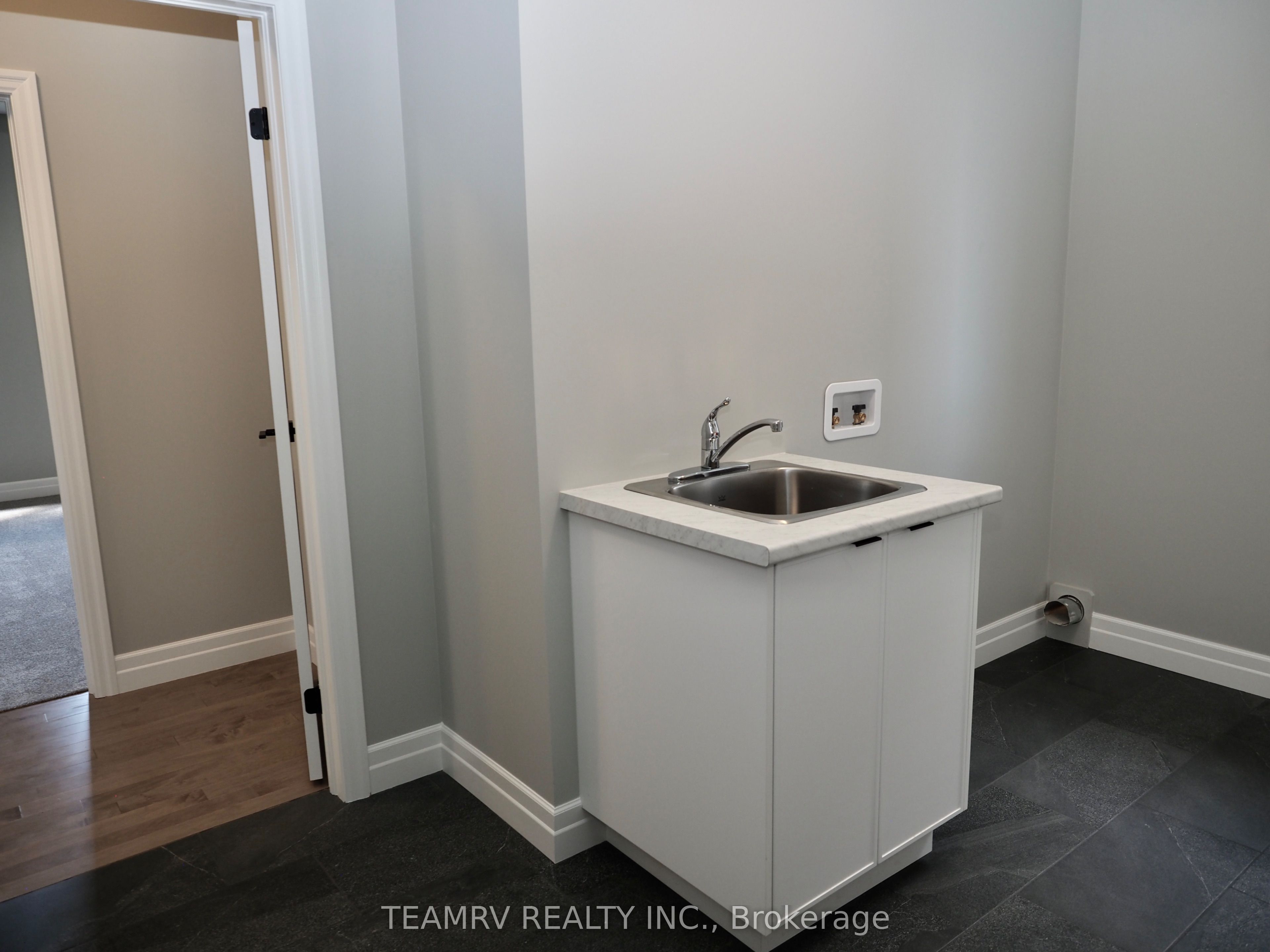 11 Sycamore Drive Property Photo 14