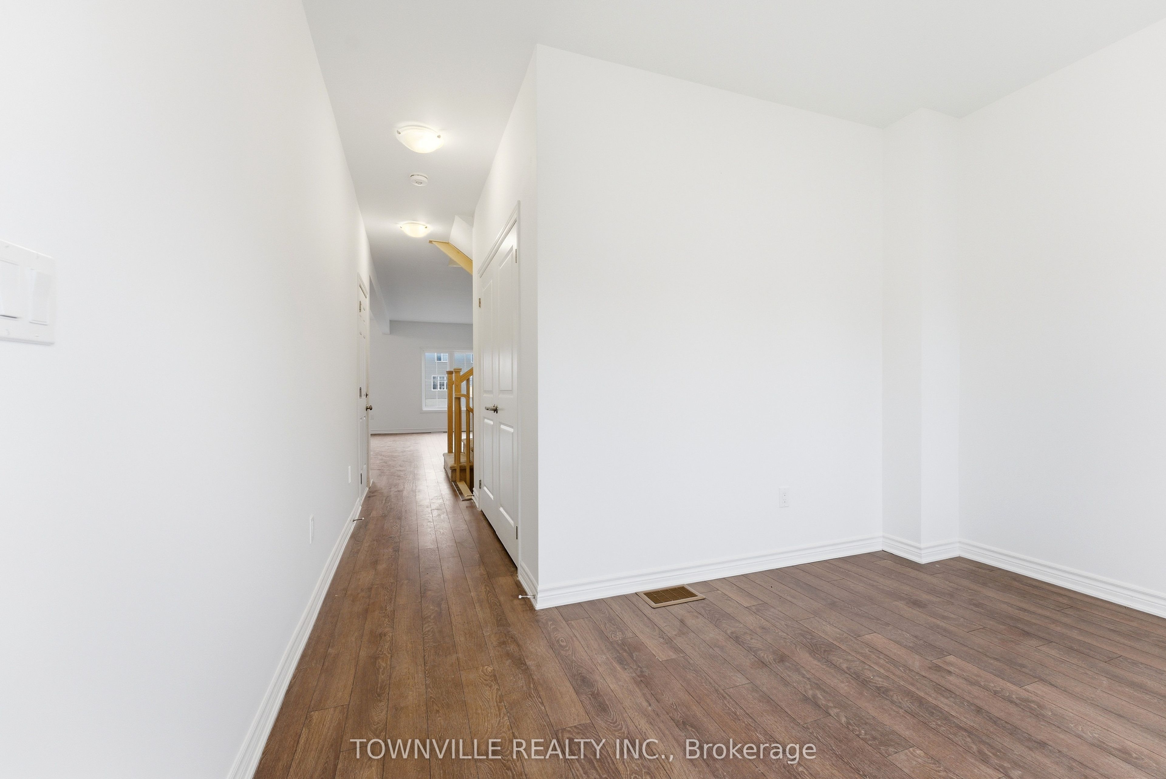 12 Bradden Crescent Property Photo 7