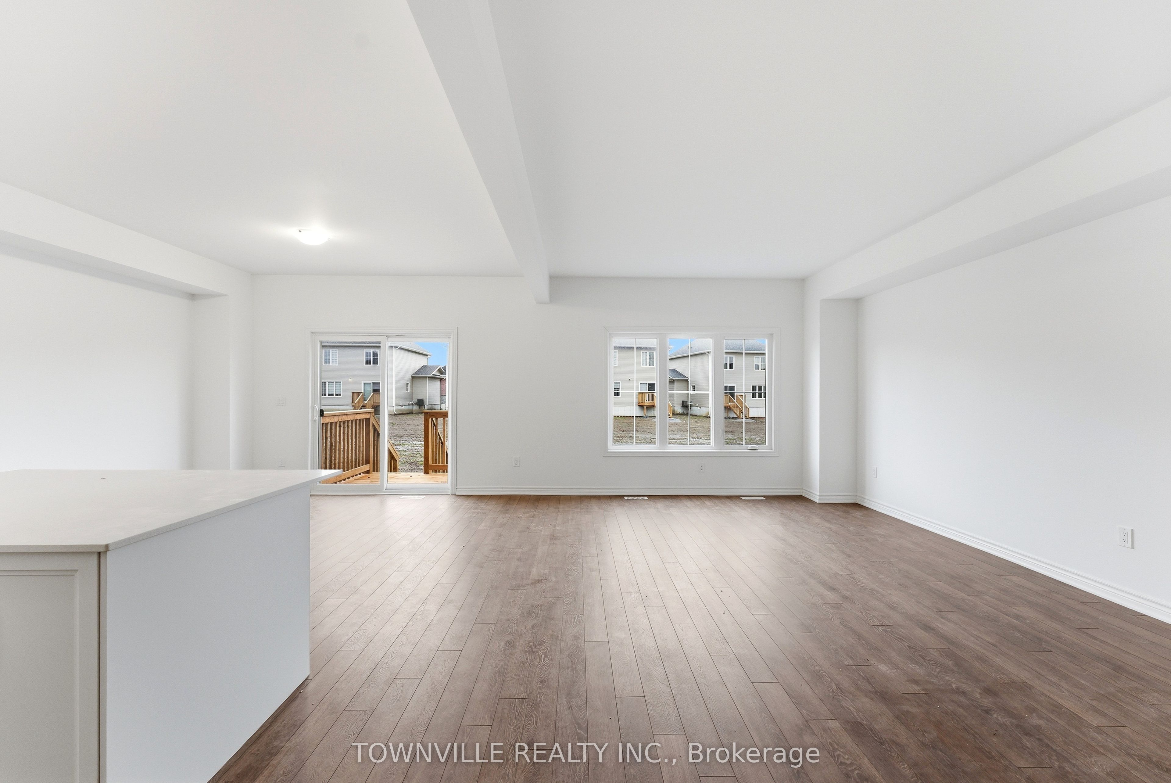 12 Bradden Crescent Property Photo 8