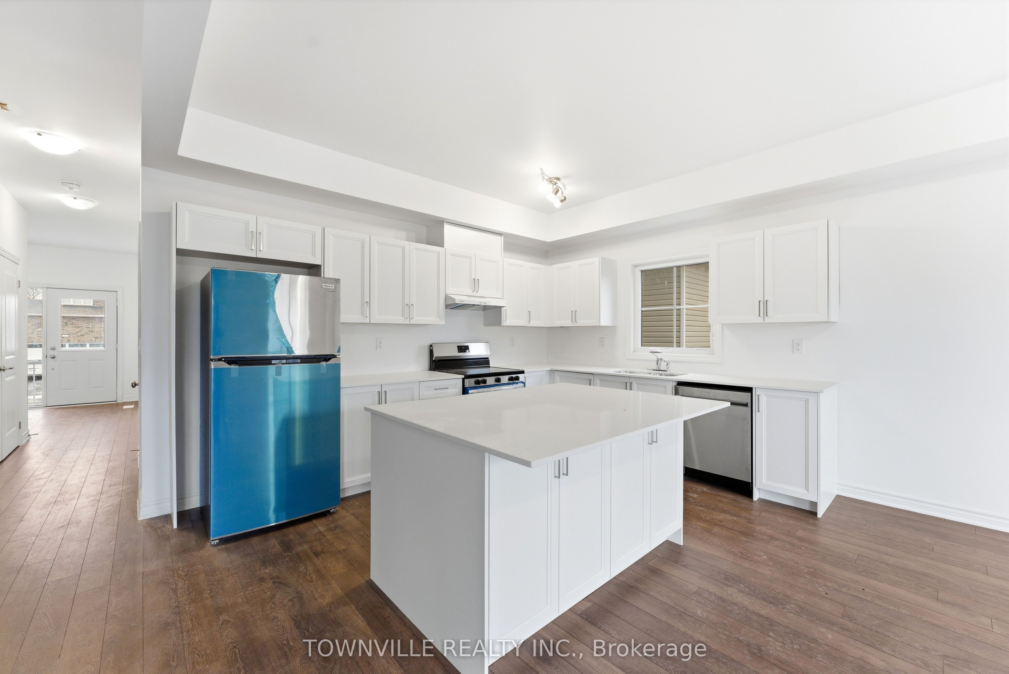 12 Bradden Crescent Property Photo 10