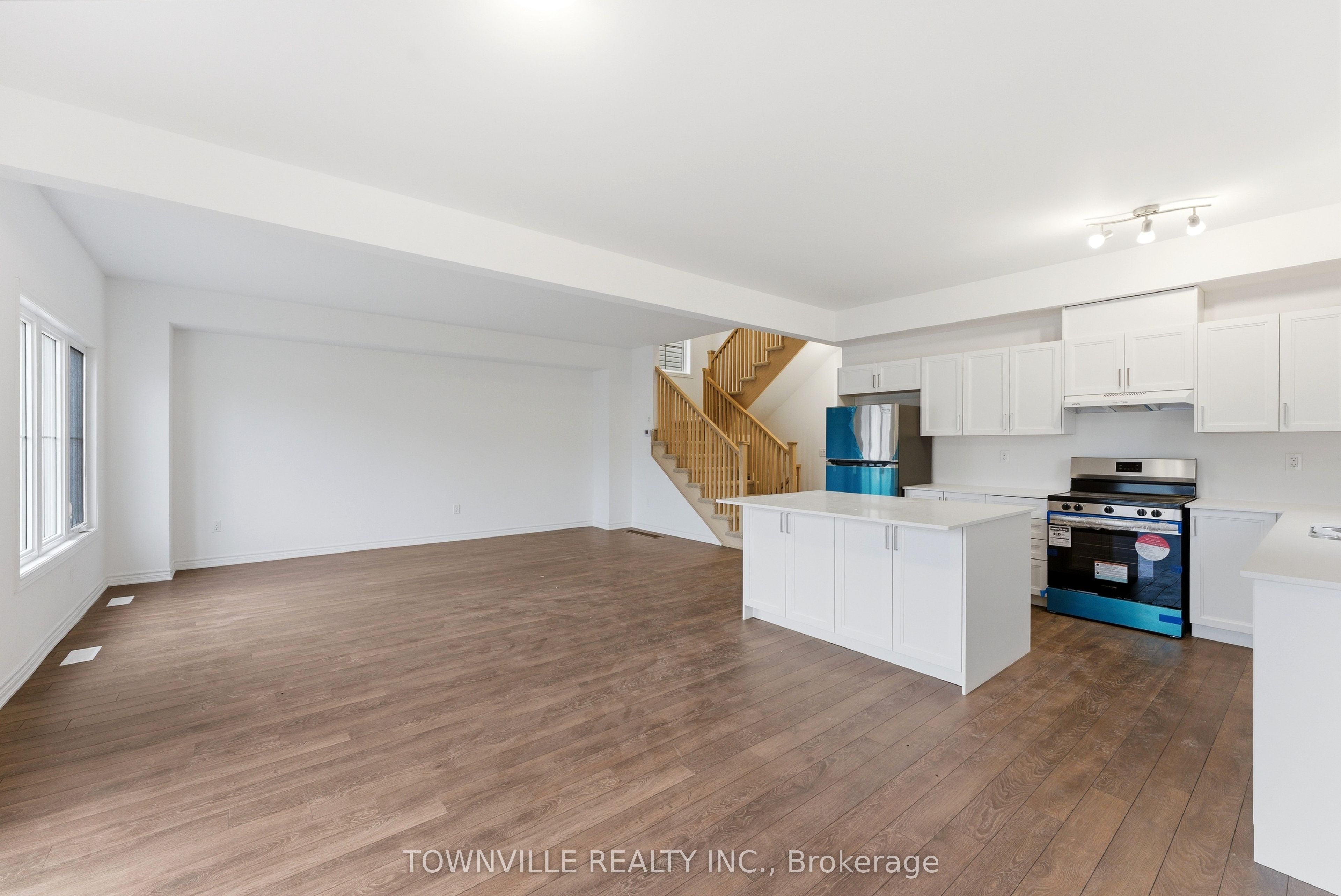 12 Bradden Crescent Property Photo 11