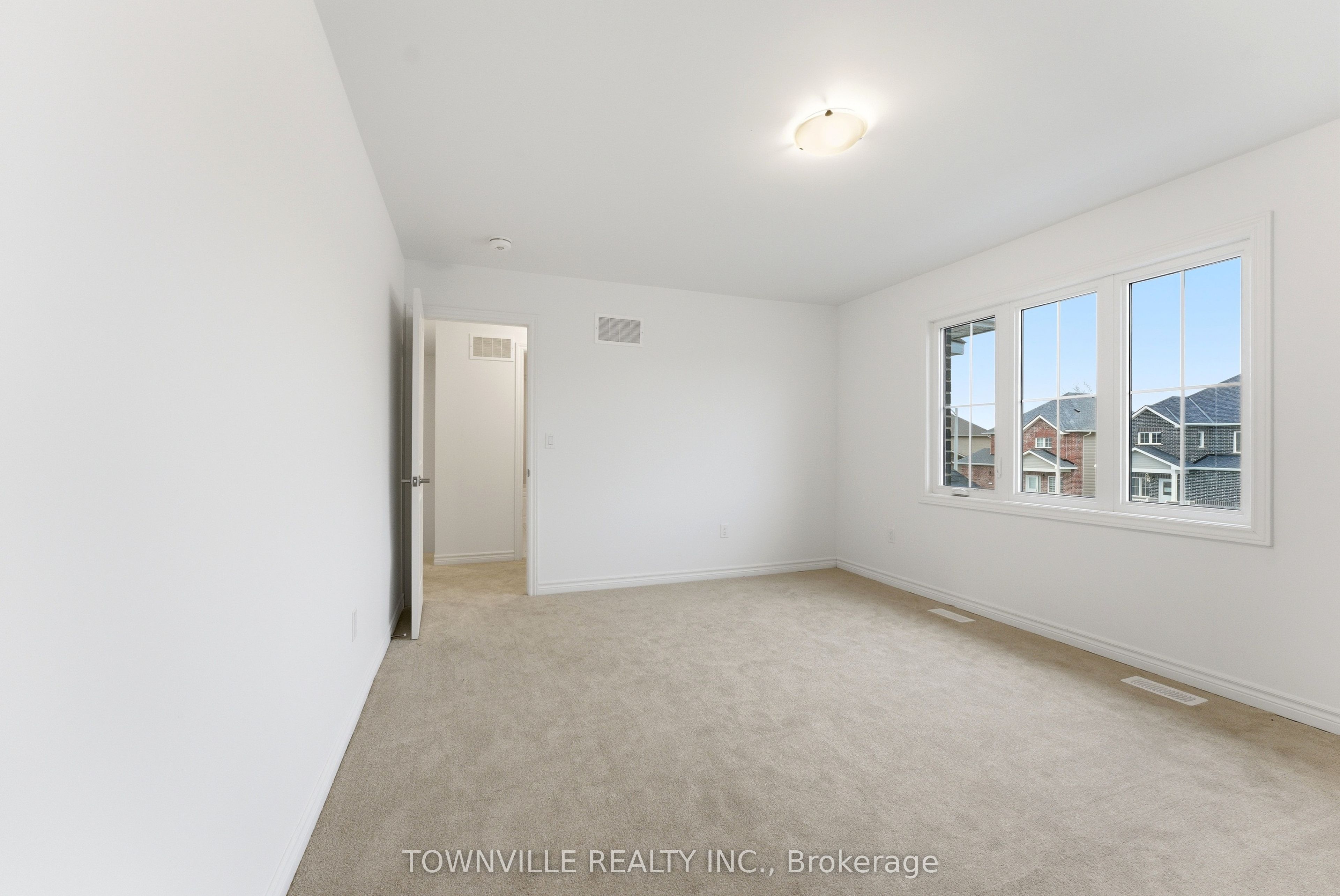 12 Bradden Crescent Property Photo 23