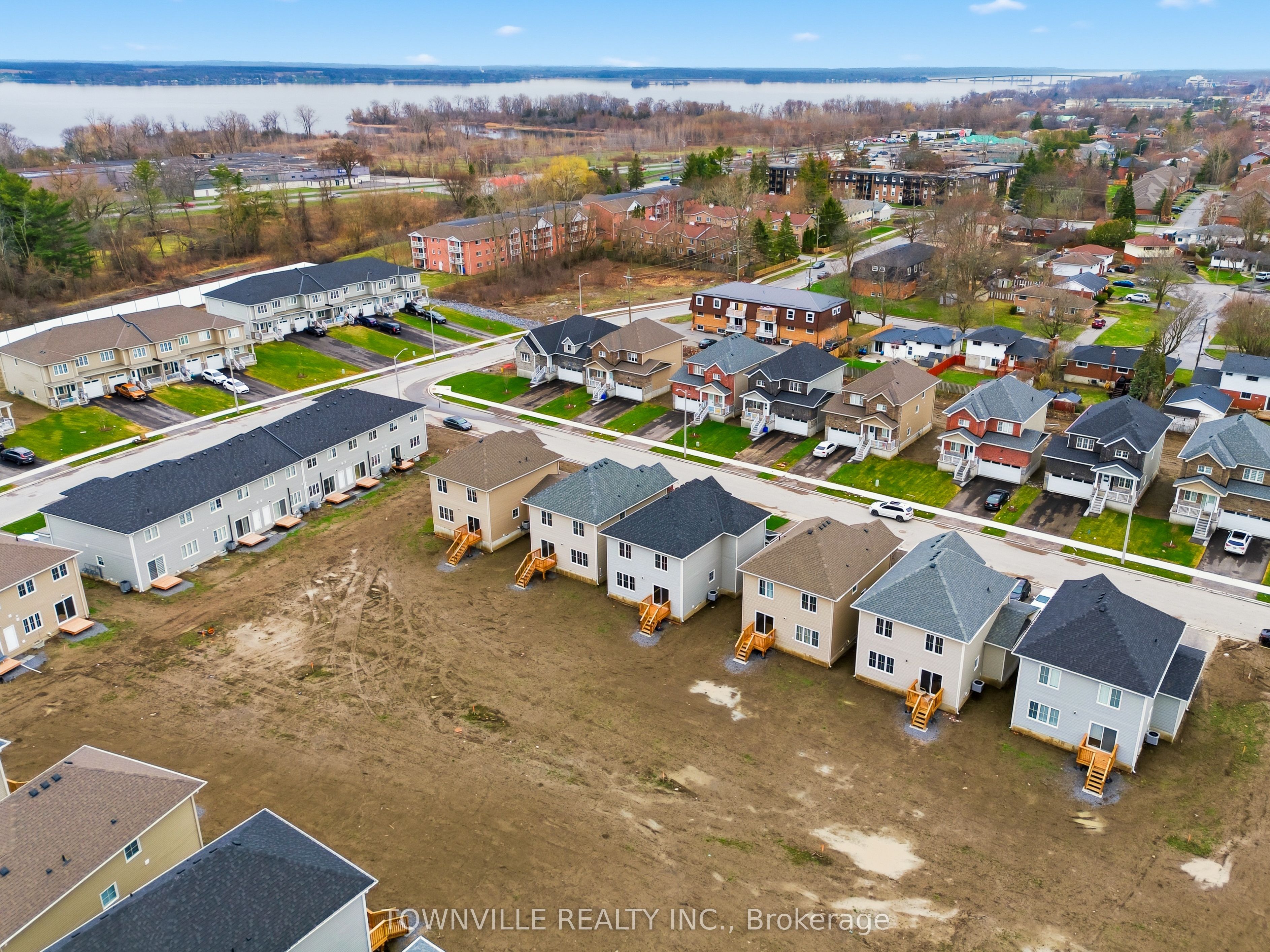 12 Bradden Crescent Property Photo 40