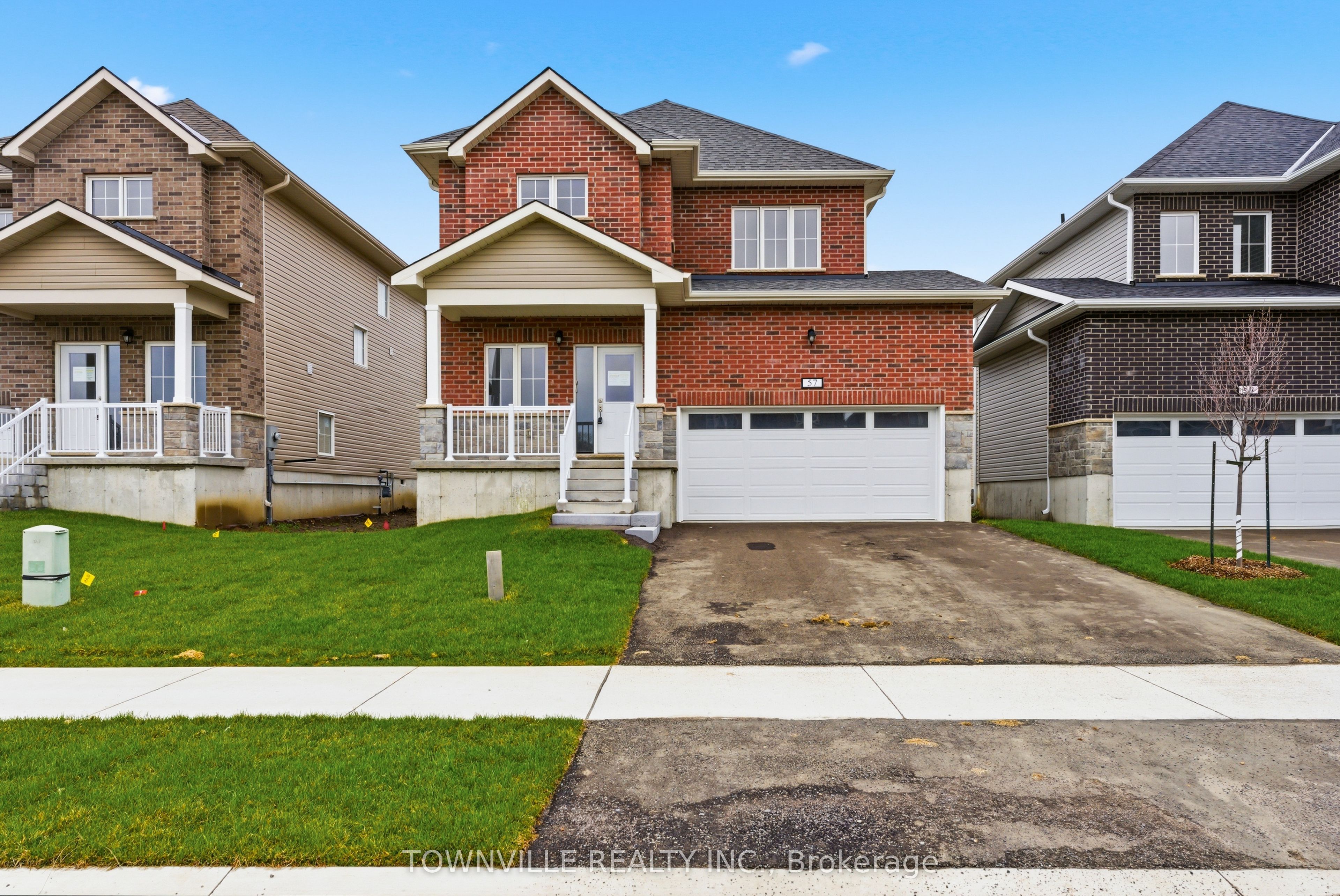 57 Bradden Crescent Property Photo 2