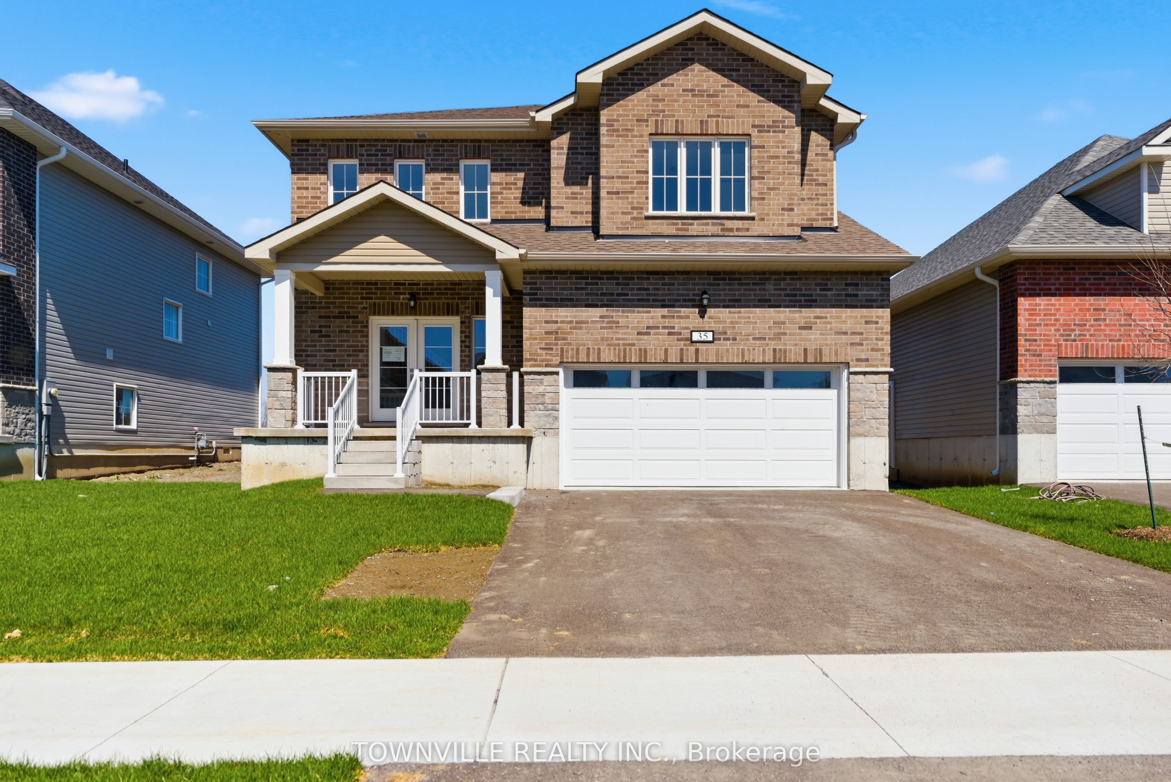 35 Bradden Crescent Property Photo 1