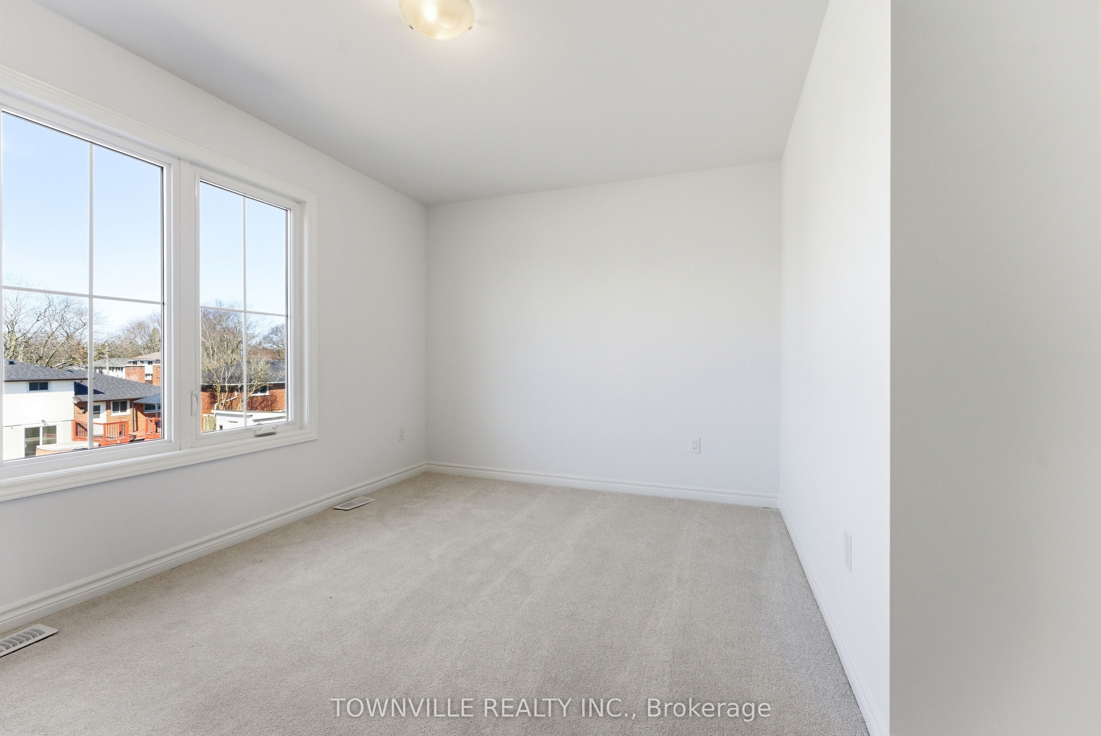 9 Bradden Crescent Property Photo 18