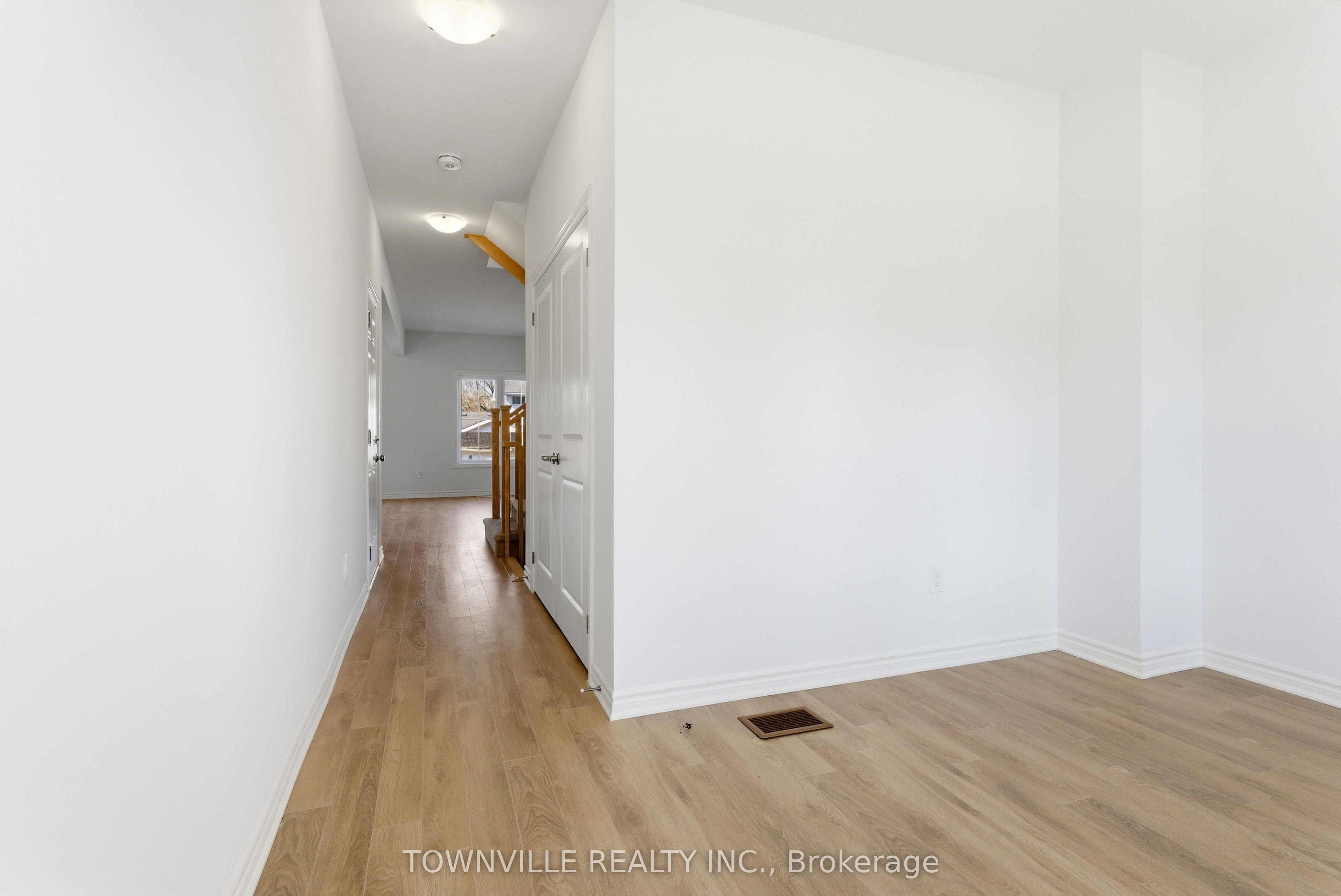 15 Bradden Crescent Property Photo 6
