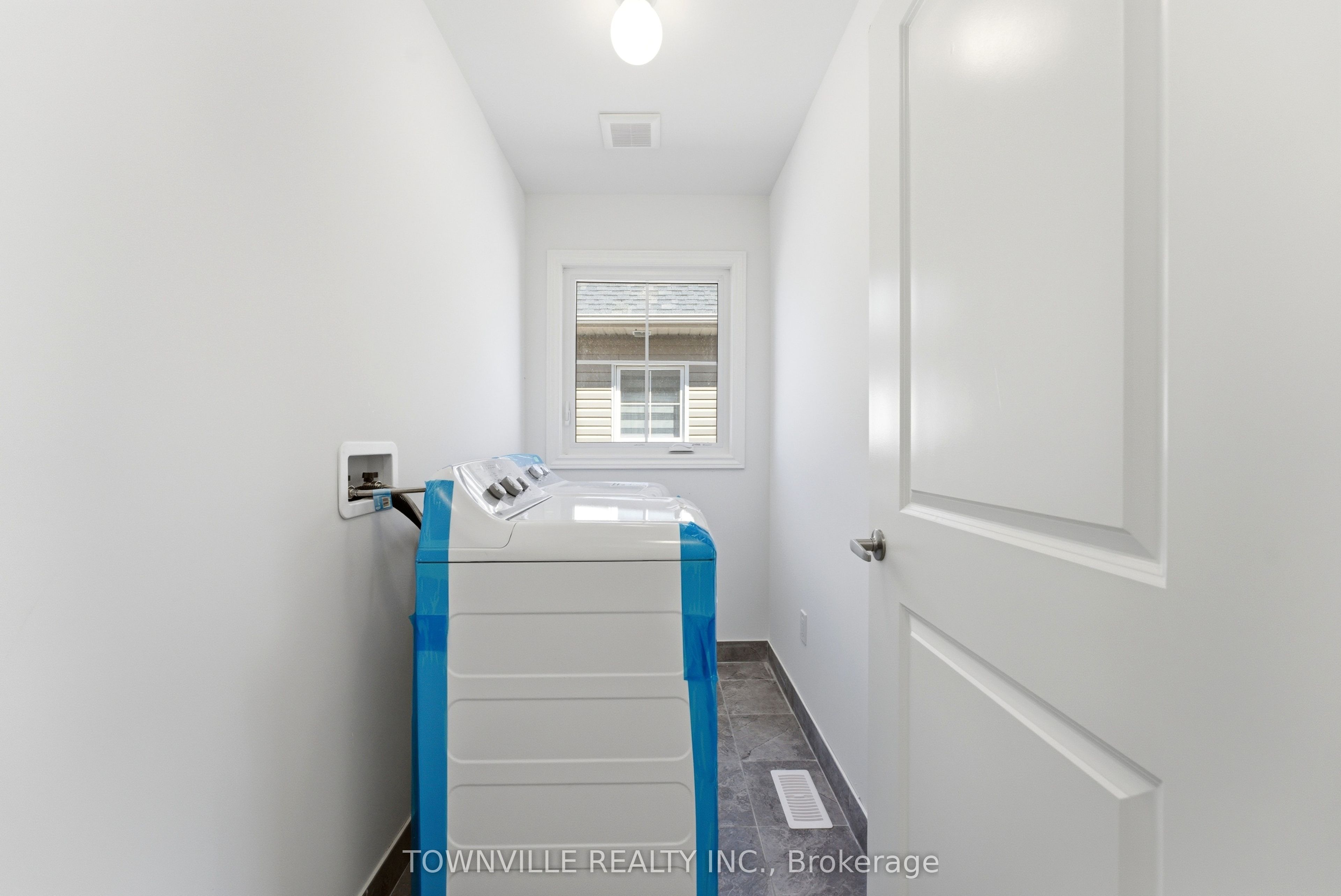 15 Bradden Crescent Property Photo 20