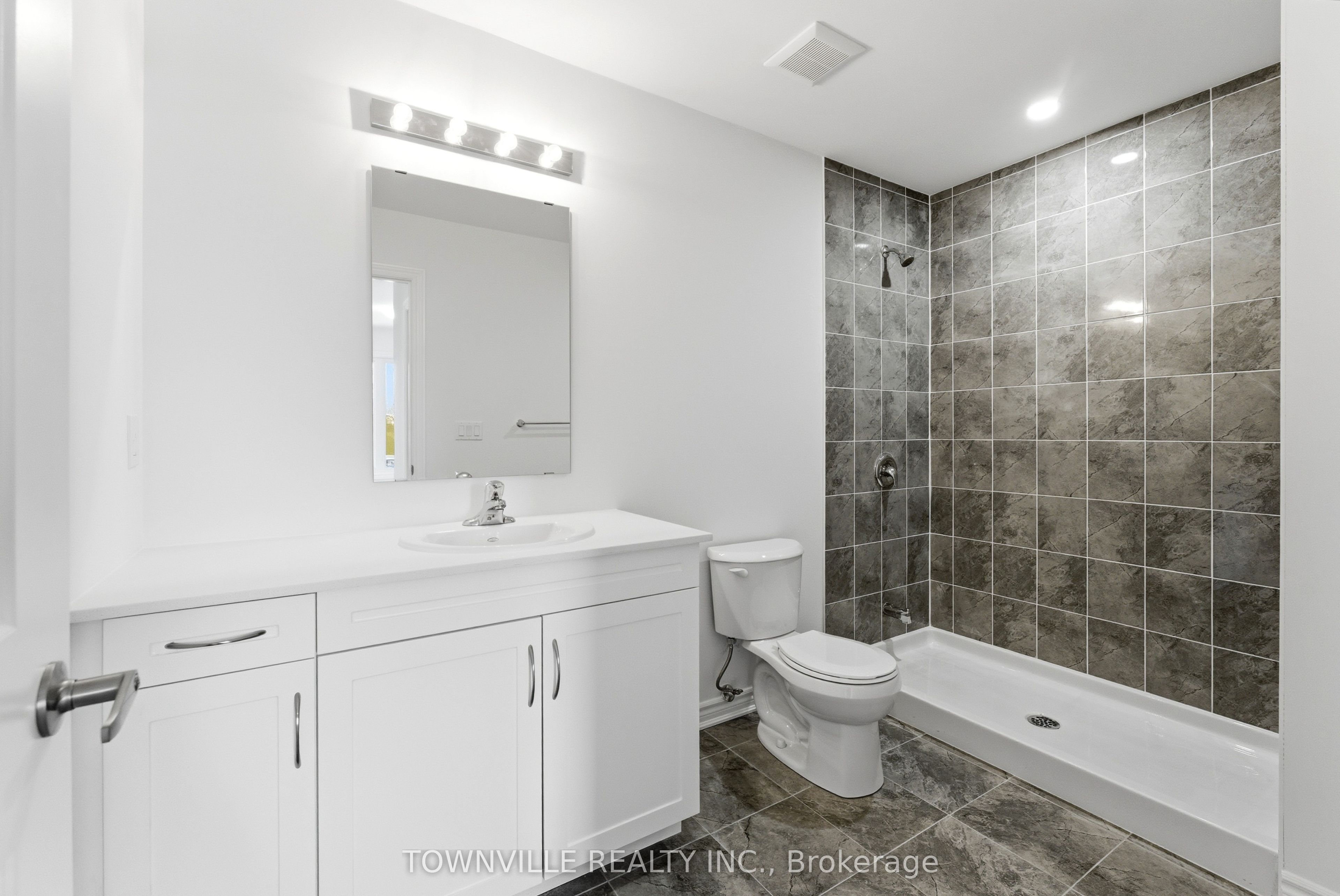 15 Bradden Crescent Property Photo 24