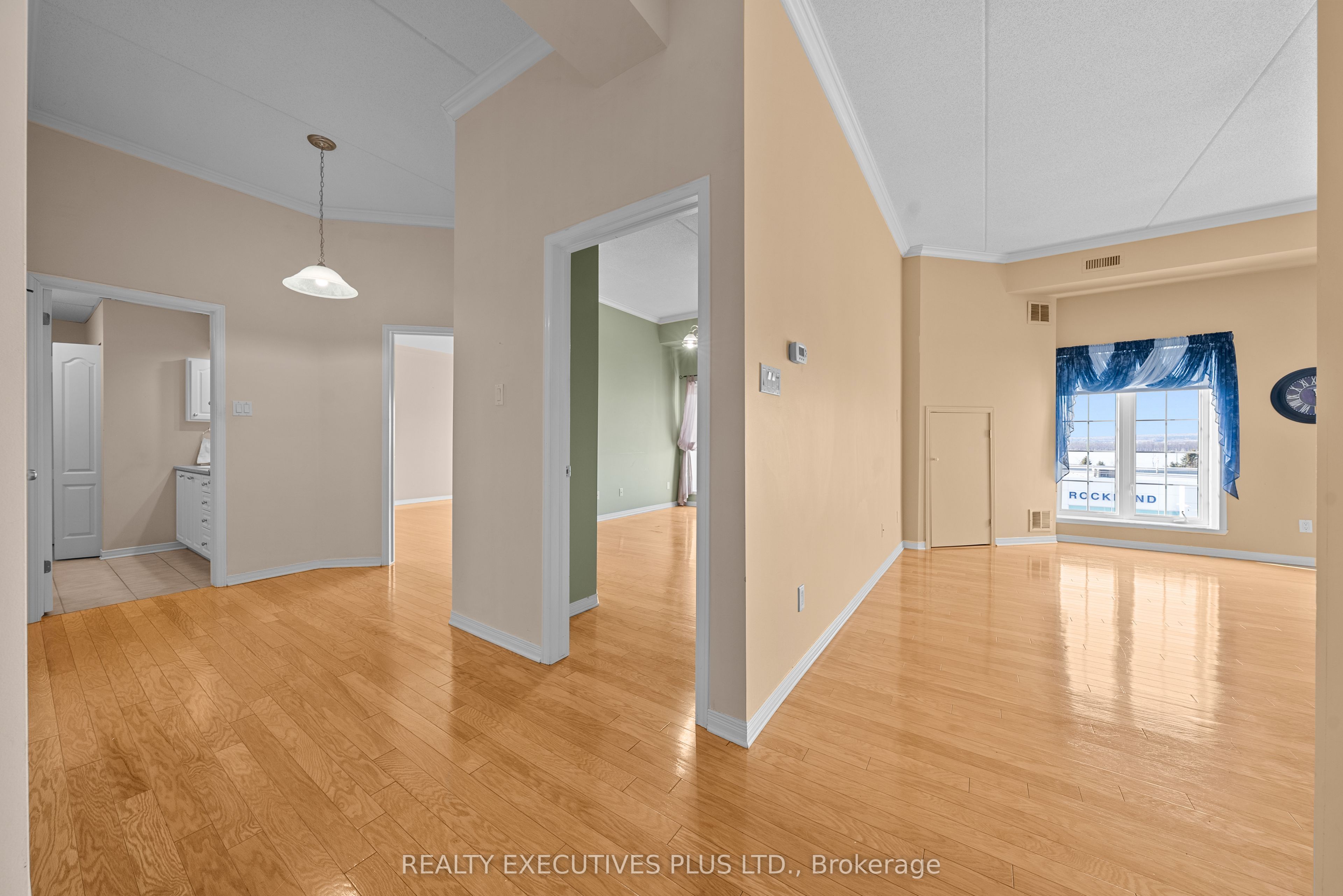 2921 Laurier Street 407 Property Photo 18