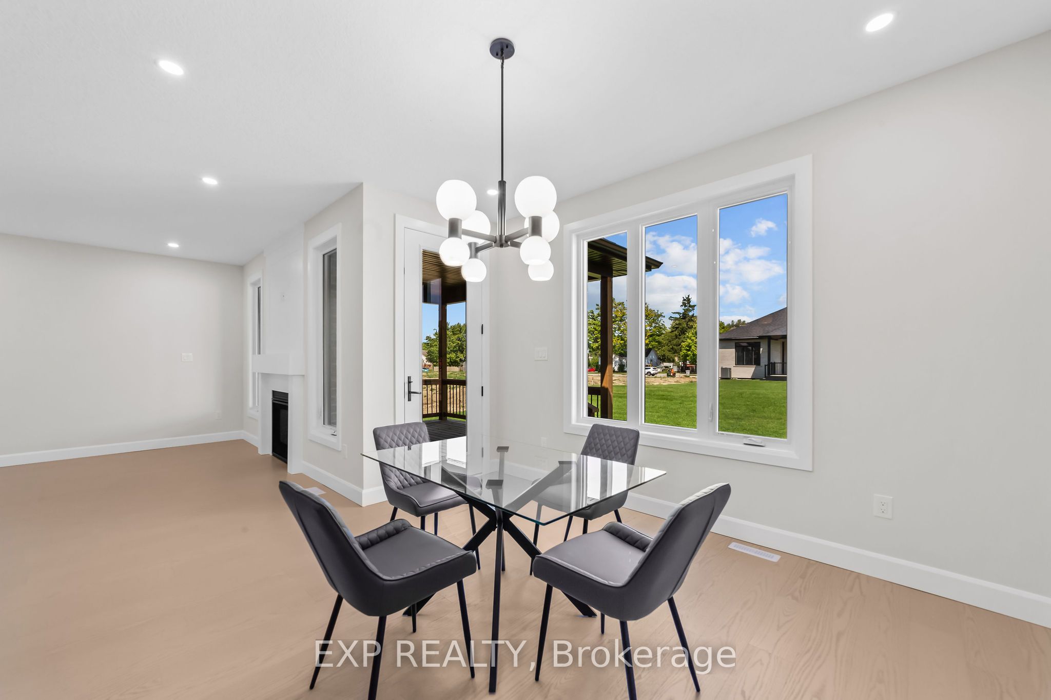 409 Ontario Street Property Photo 7