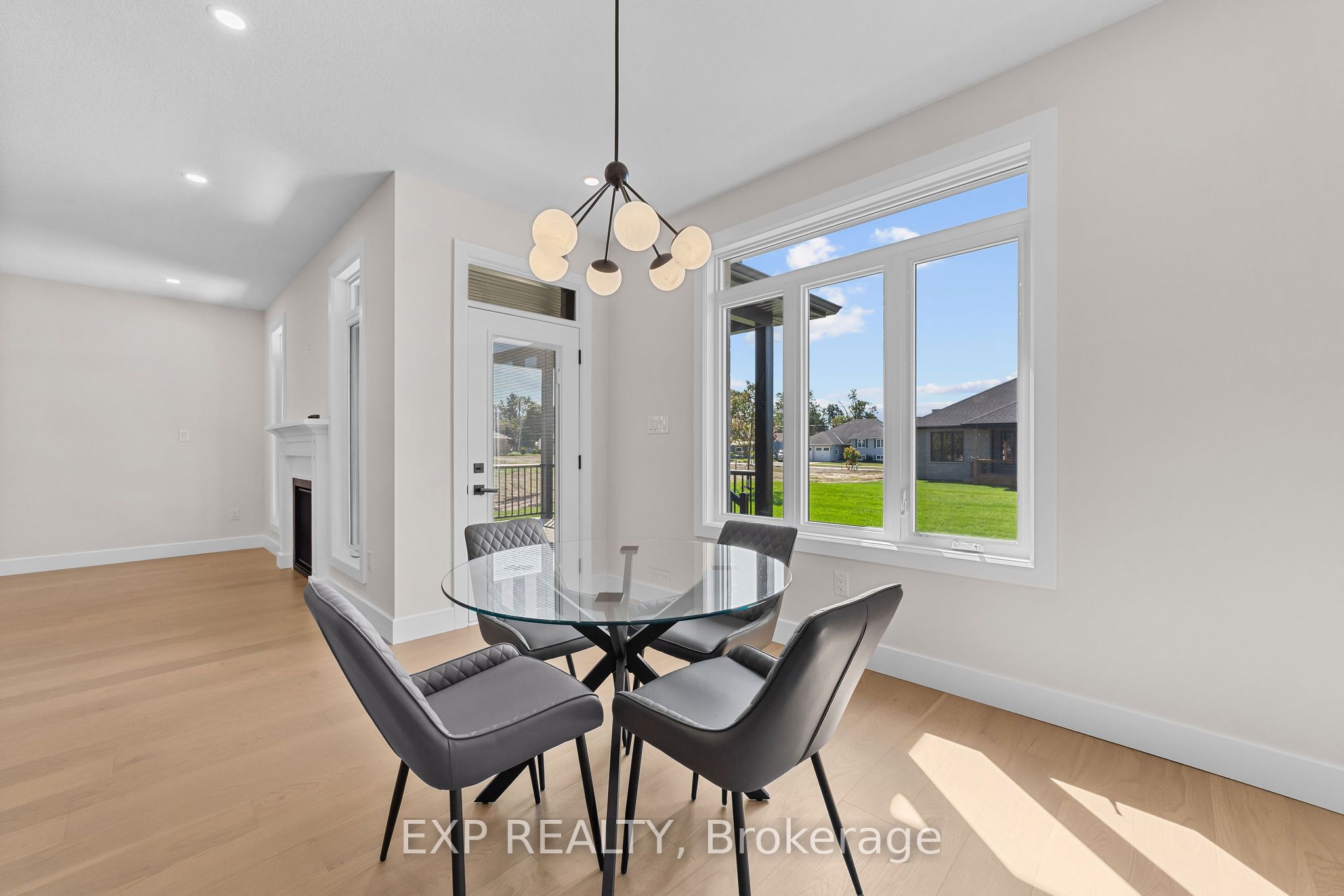 420 Erie Street Property Photo 13