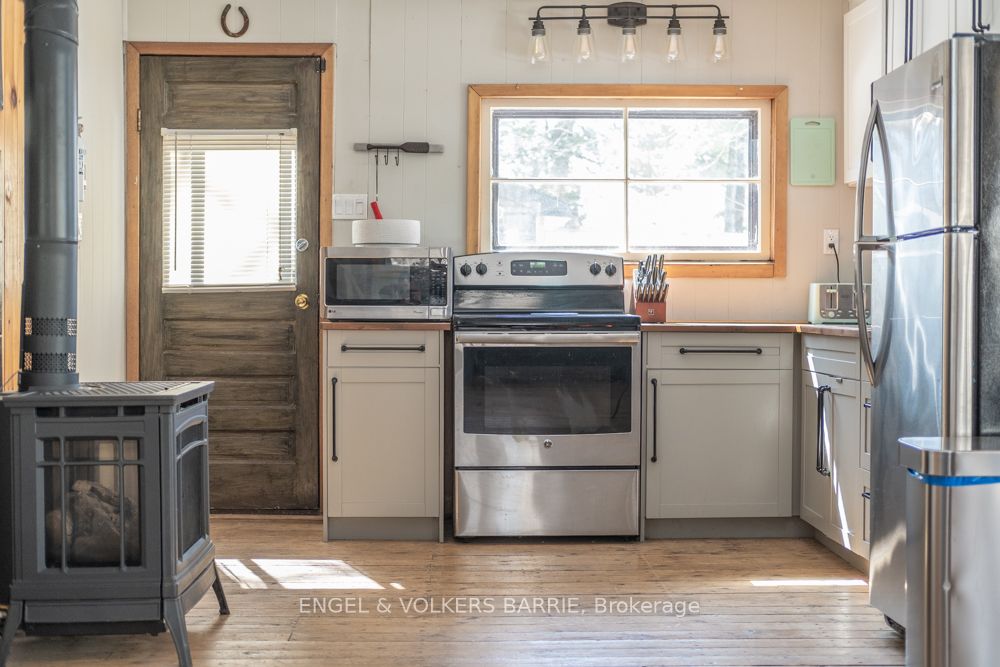 43 Gatewood Road Property Photo 3