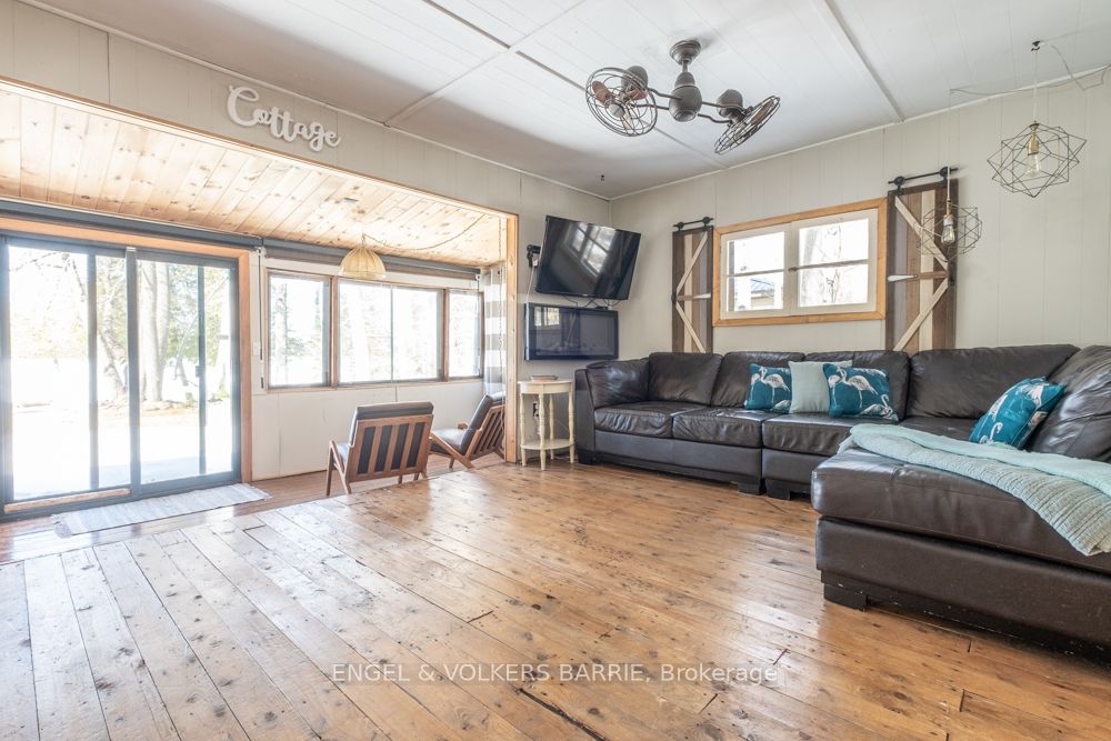 43 Gatewood Road Property Photo 9