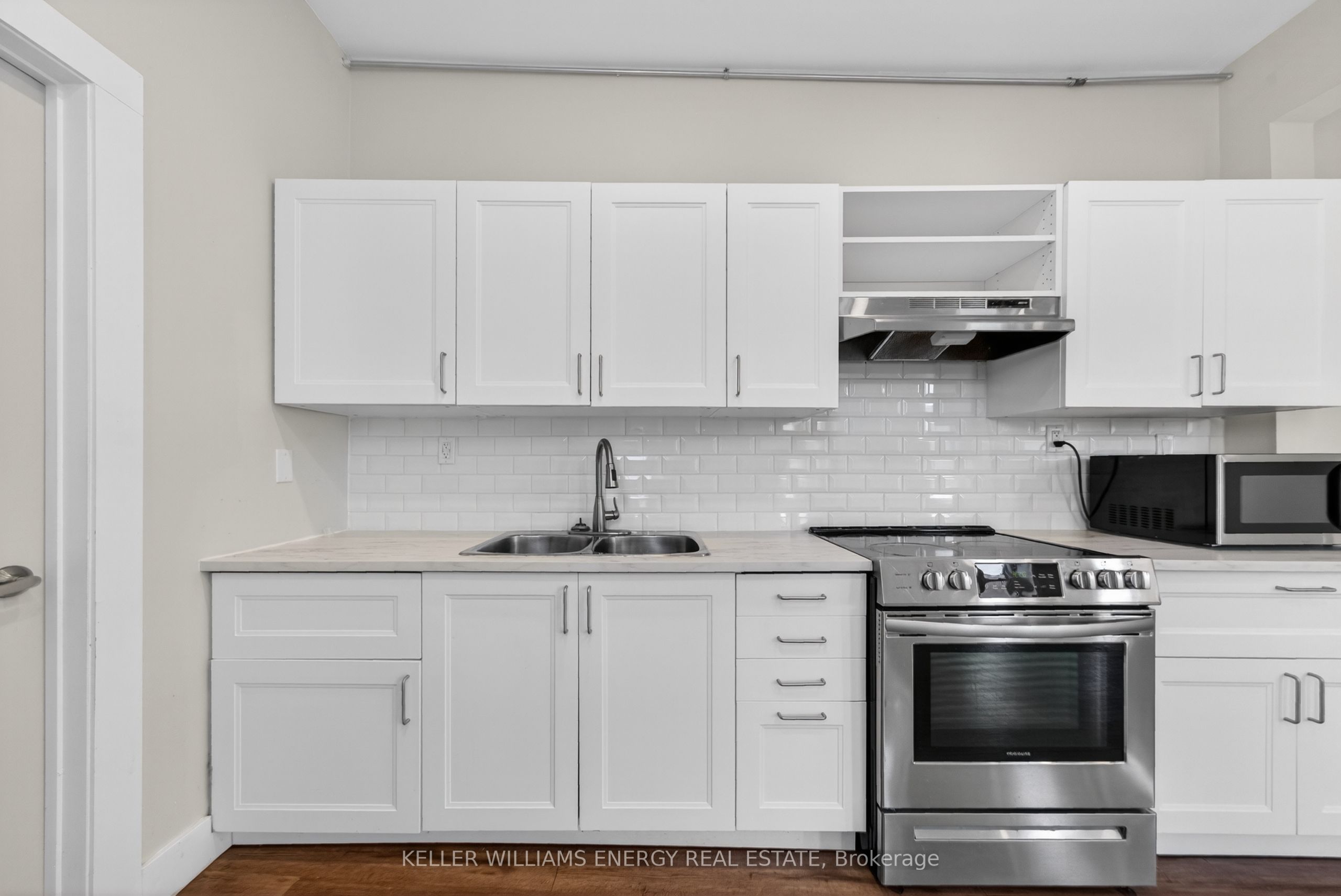 302 Picton Main Street Property Photo 20