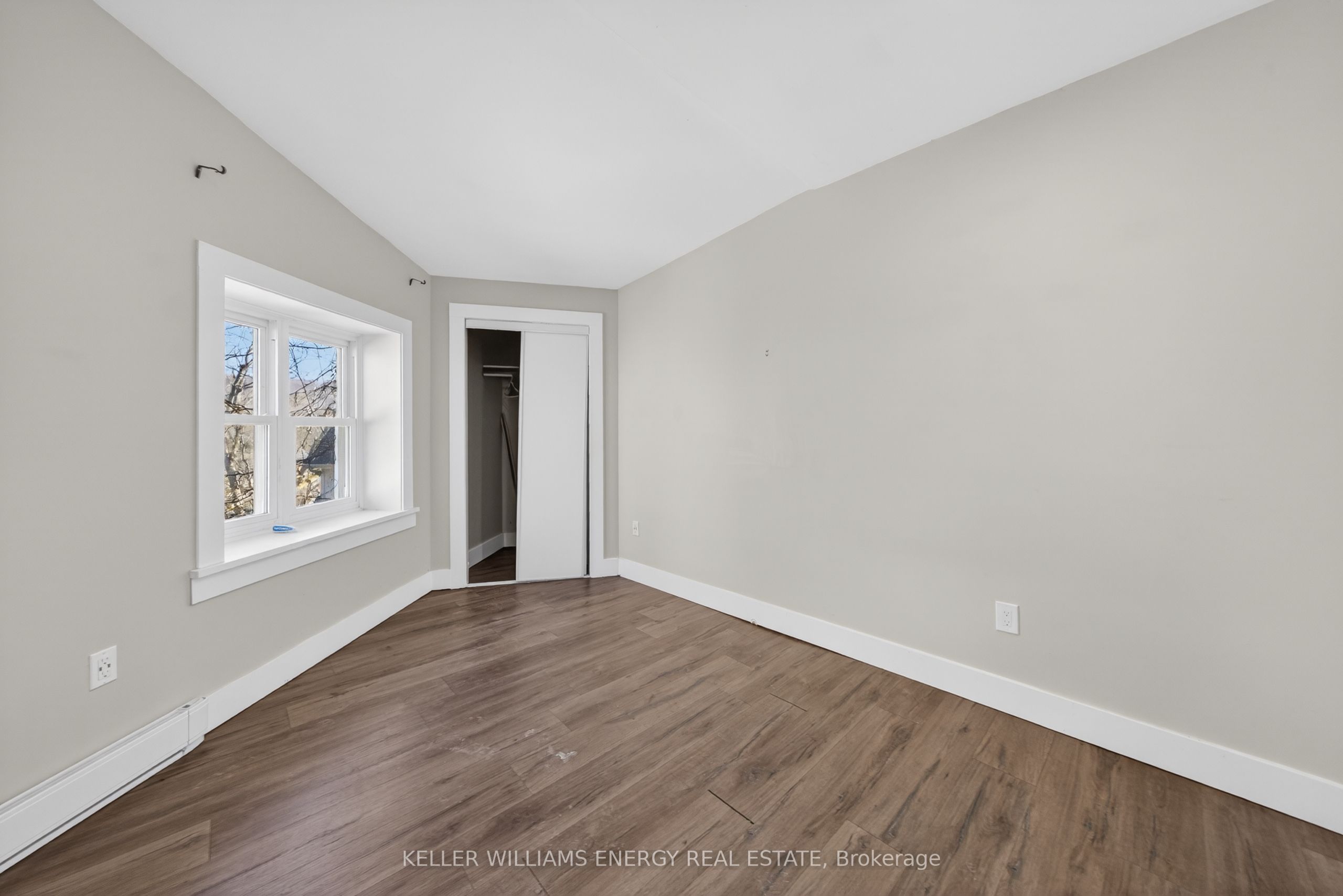 302 Picton Main Street Property Photo 25