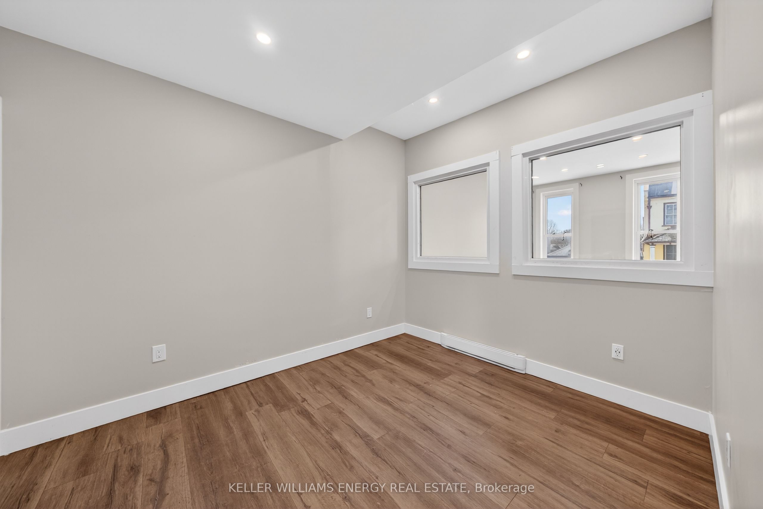 302 Picton Main Street Property Photo 26