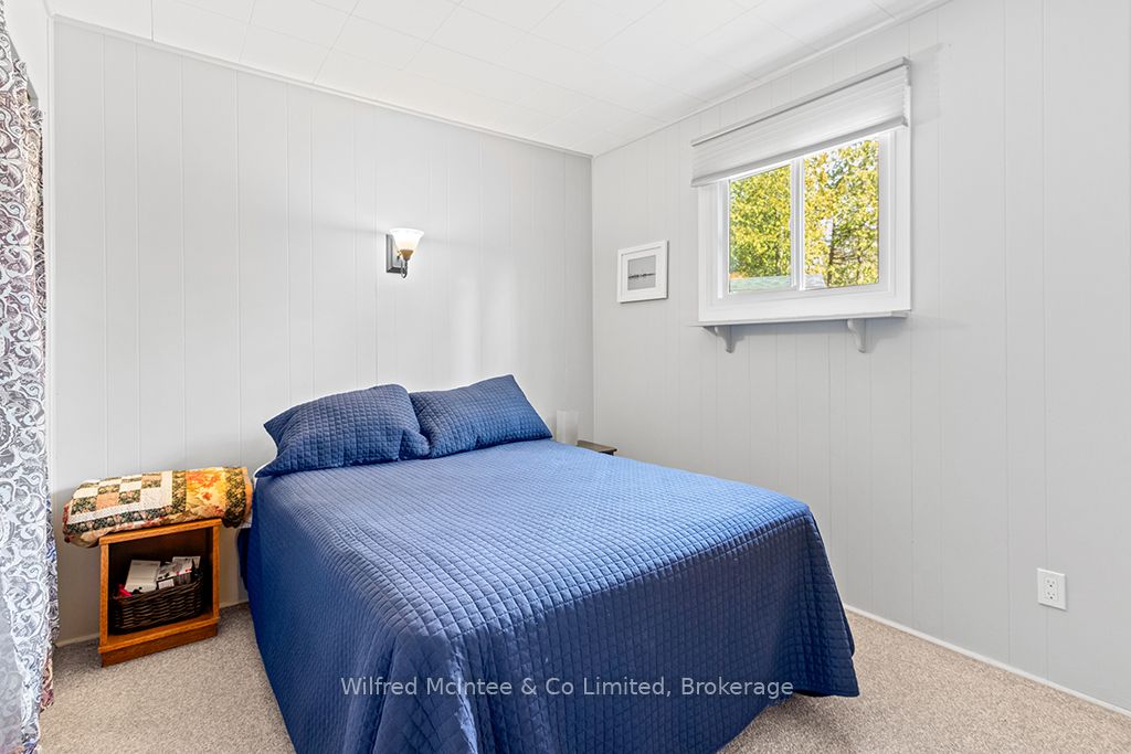 55 Thompson Avenue Property Photo 21