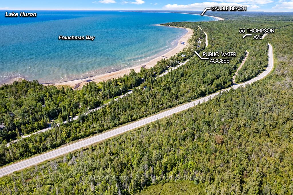 55 Thompson Avenue Property Photo 39