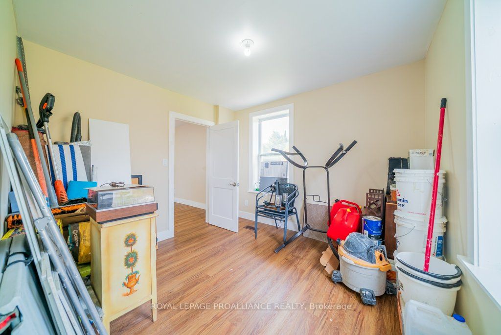 5948 Ardoch Road Property Photo 12