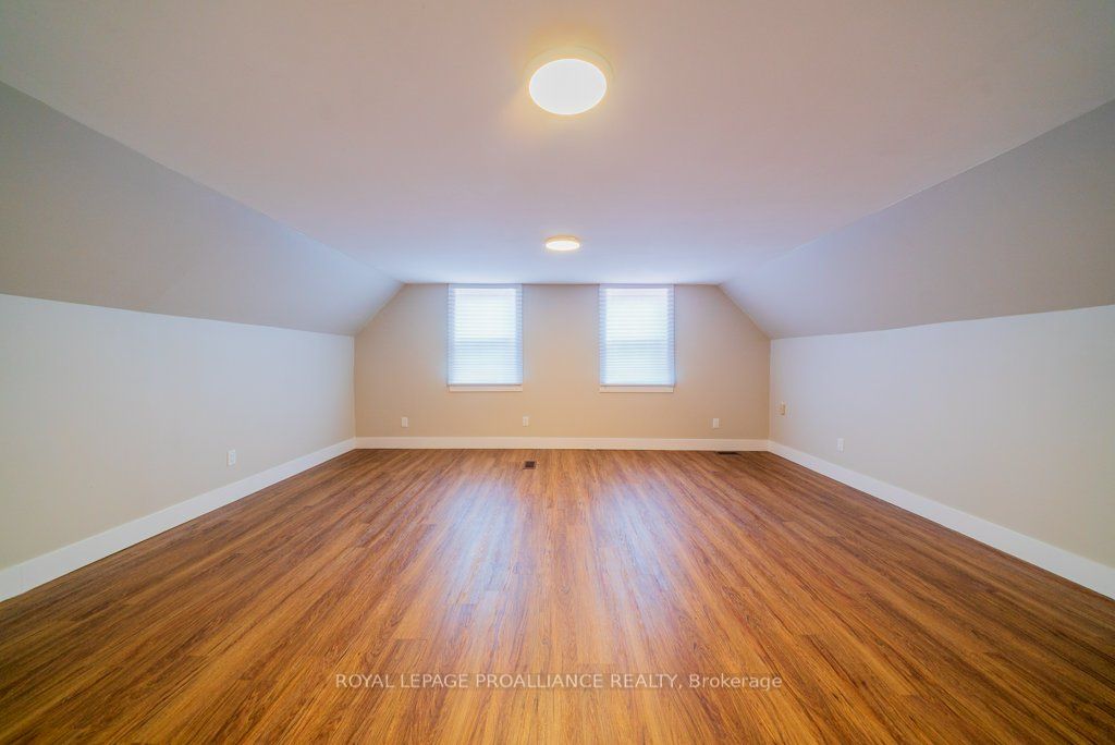 5948 Ardoch Road Property Photo 24
