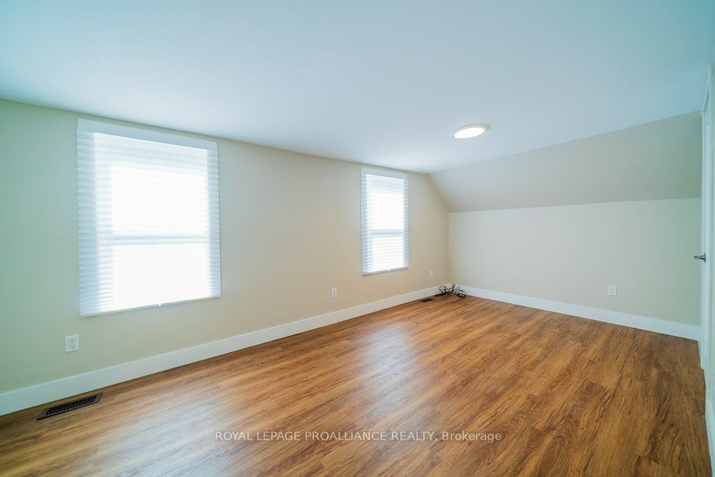 5948 Ardoch Road Property Photo 25