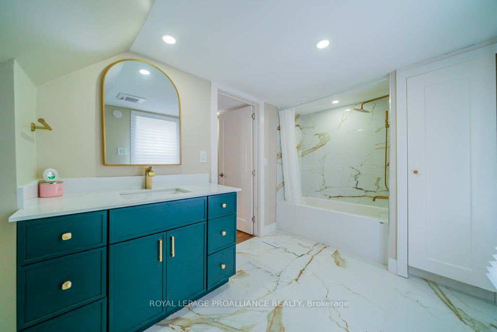 5948 Ardoch Road Property Photo 29