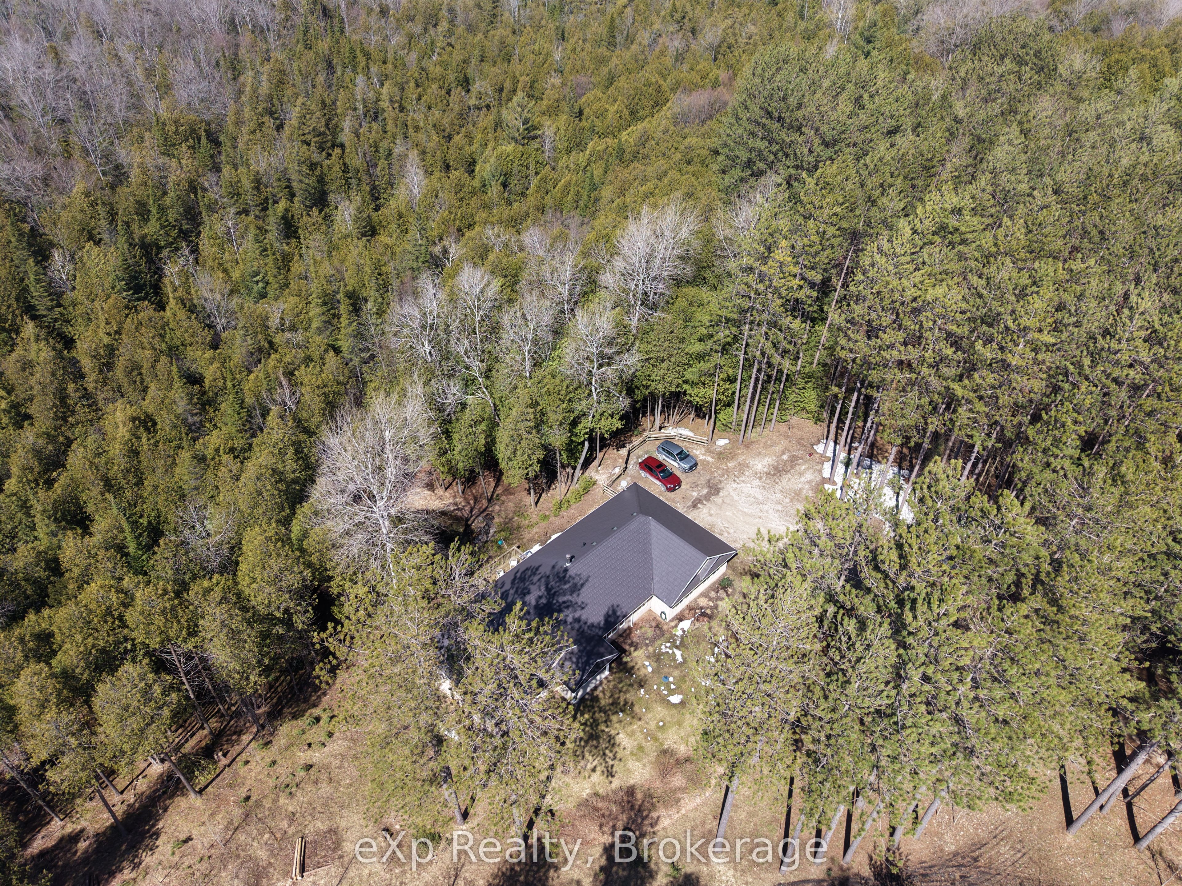 303709 South Line Property Photo 46