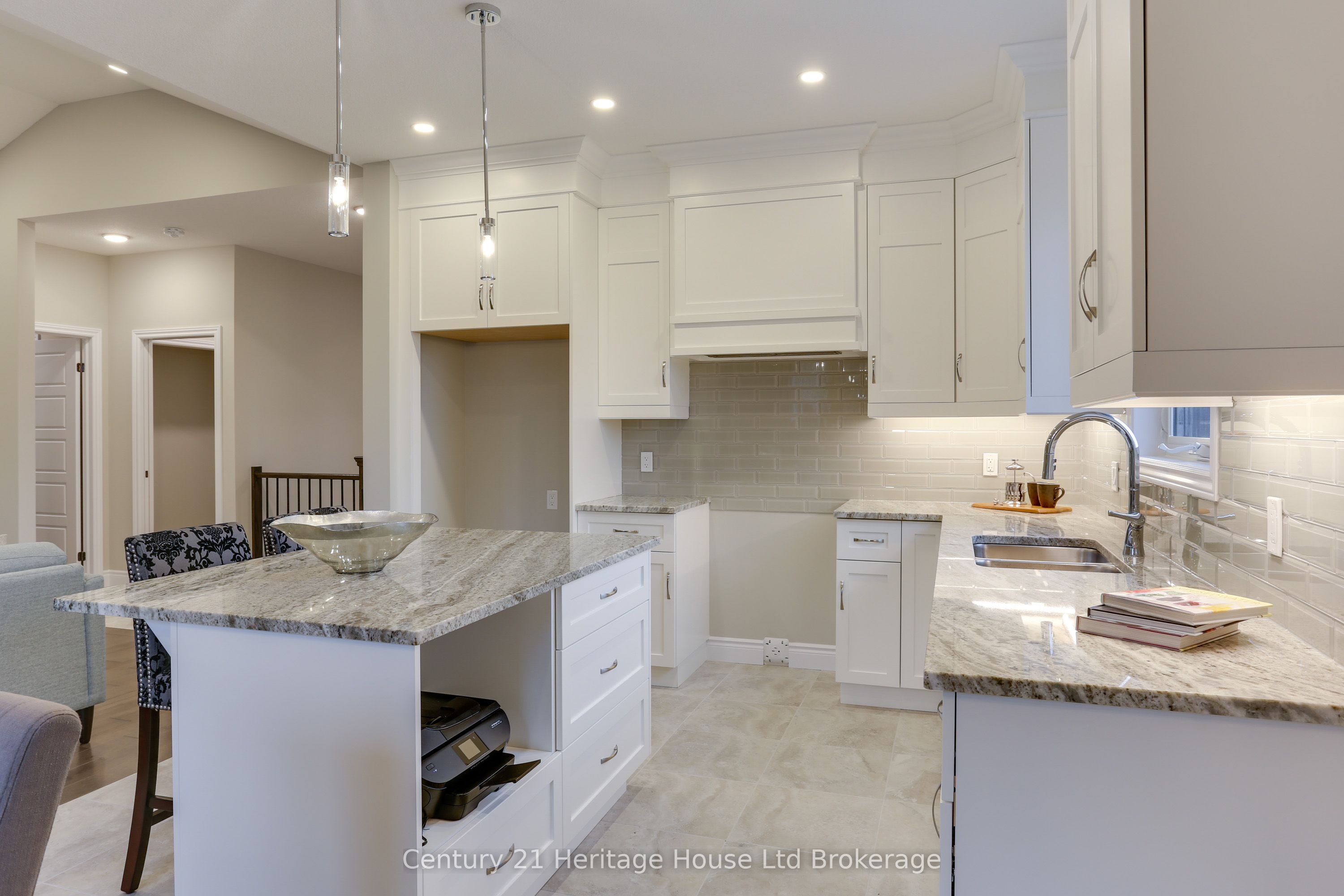 114 Beech Boulevard Property Photo 6